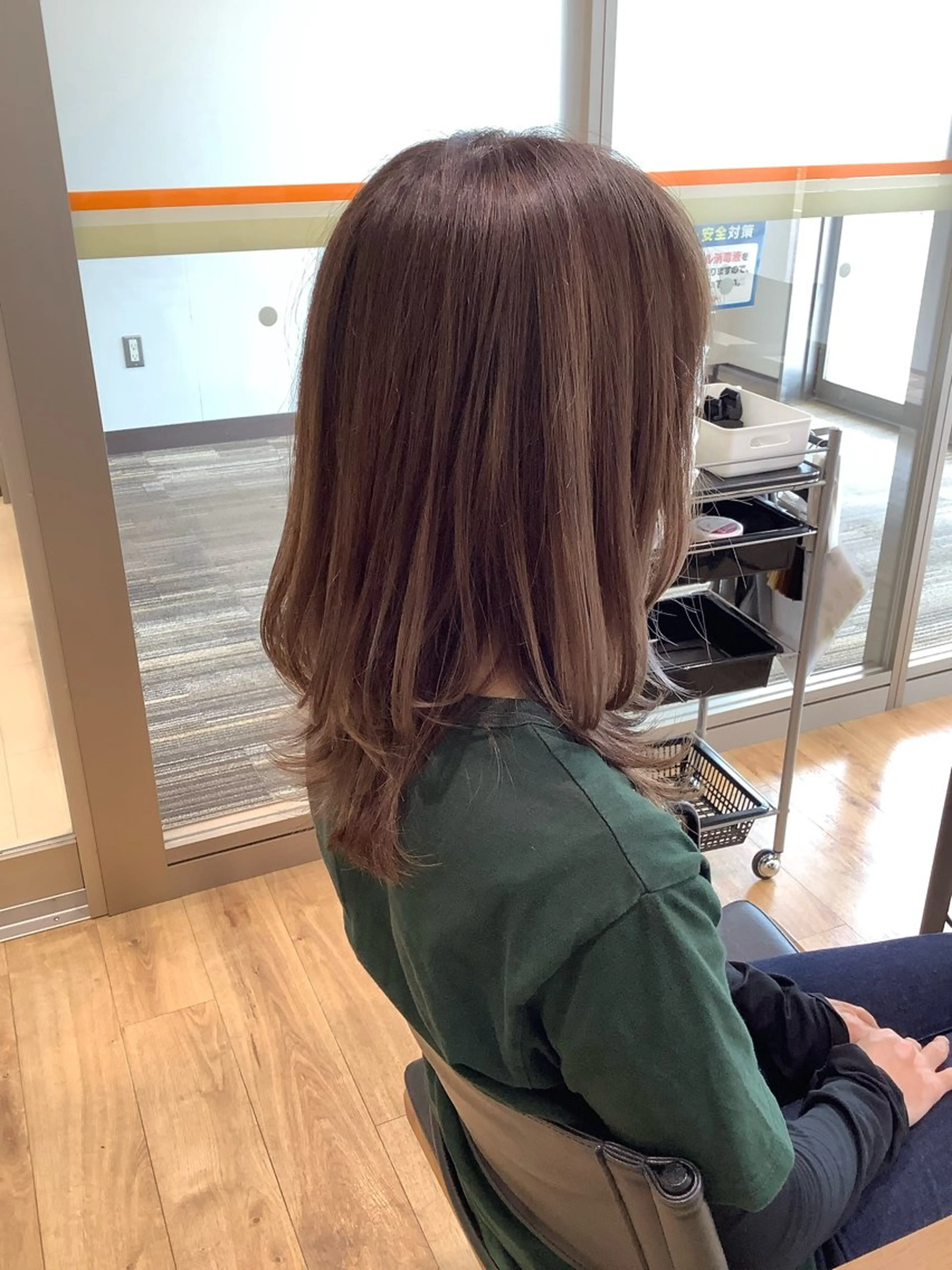 ミディアム カラー カット ヘアカラー エイジングケア特化 美容師✂️山崎竜二のヘアスタイル