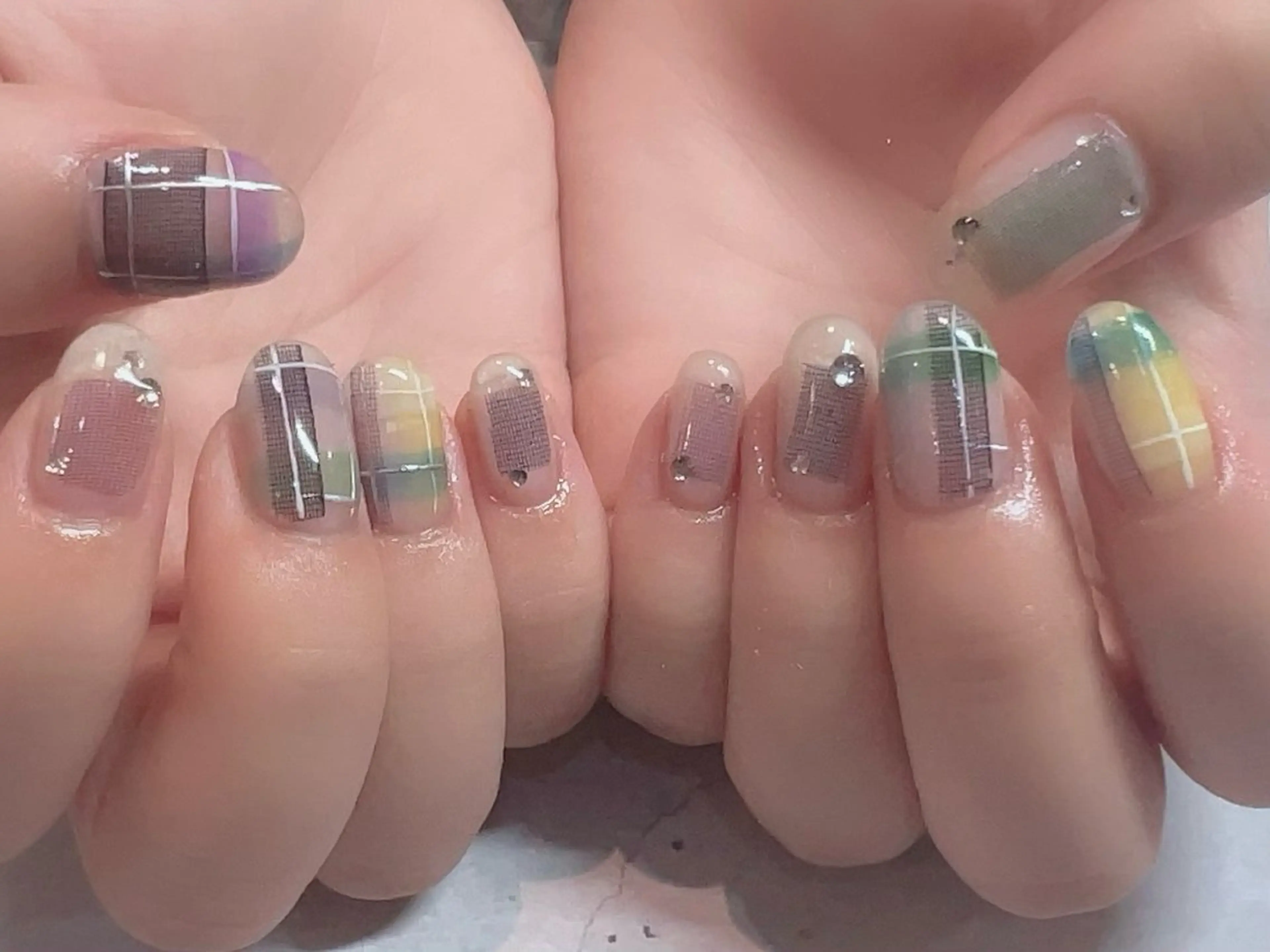 ネイル ハンドネイル Revia所属・Revia おおだちあやなのネイルデザイン