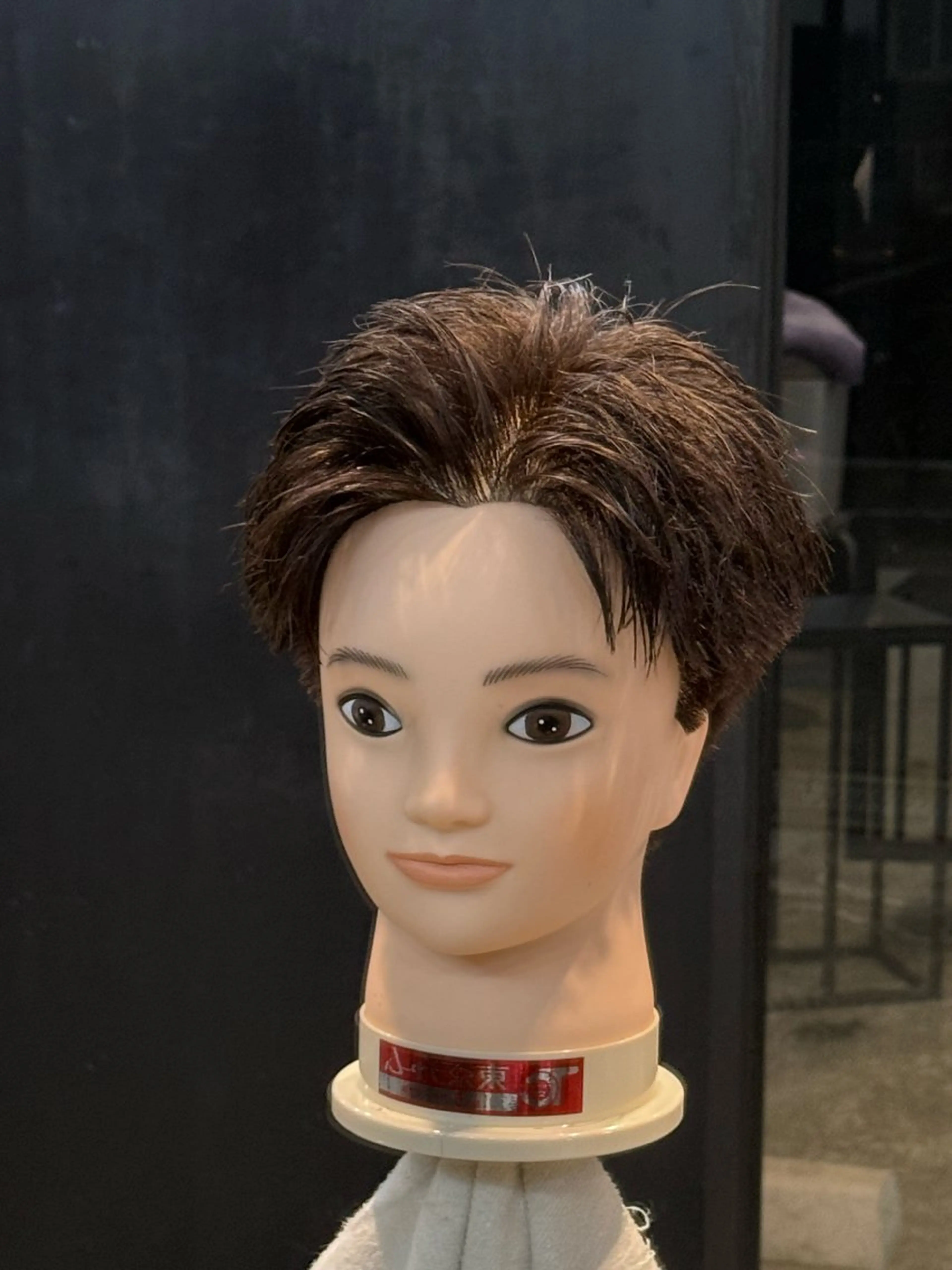 ショート メンズ 出島 凜平のヘアスタイル