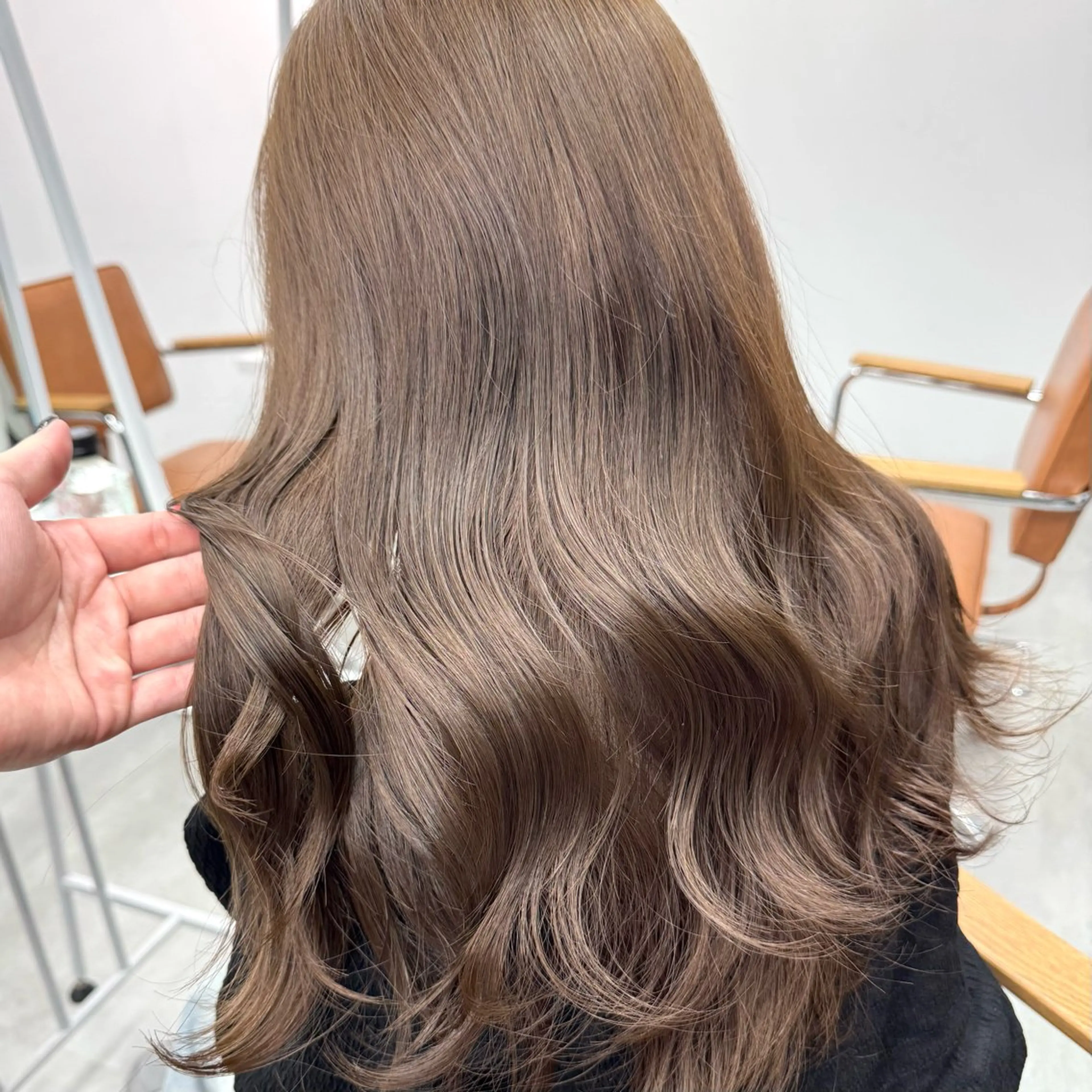 ロング カラー ヘアアレンジ ヘアカラー ブリーチなしカラー /ベージュ/安形翔のヘアスタイル