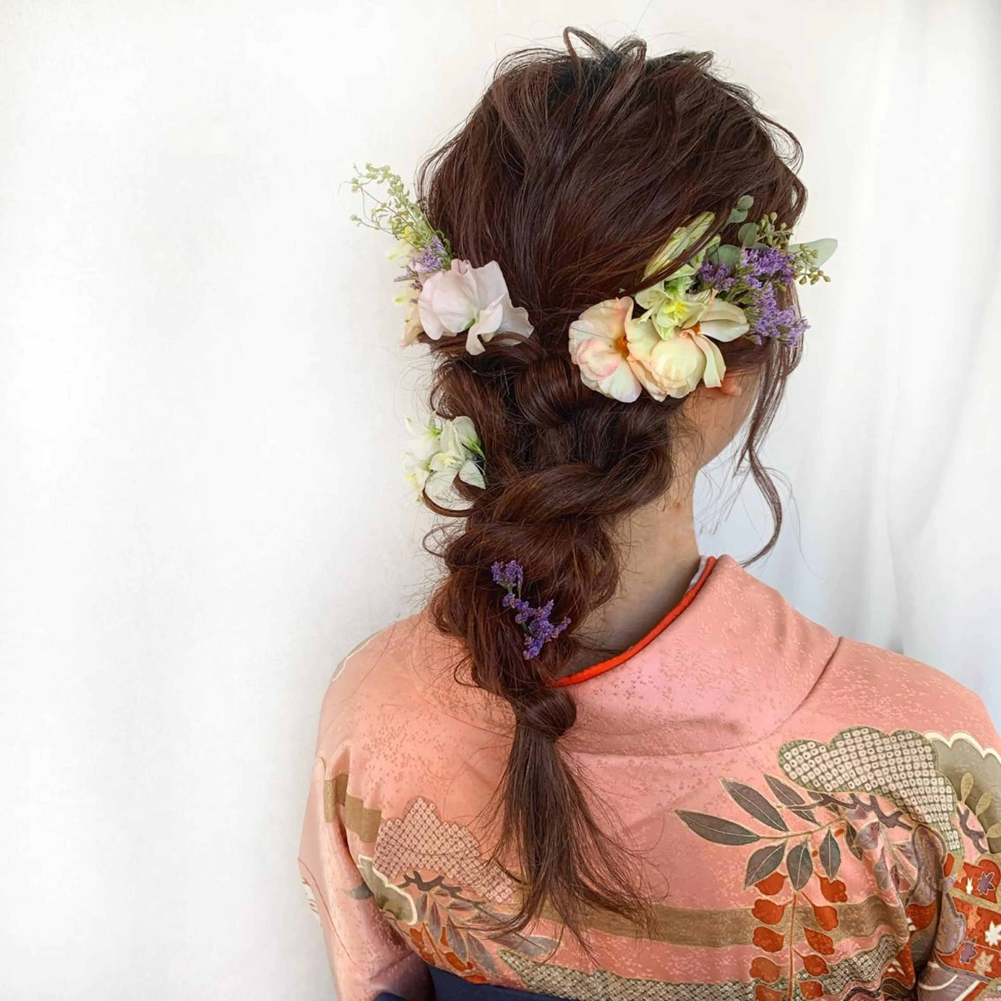 ヘアアレンジ 卒業式のヘアスタイル LOST CITY 横浜所属・🪐脱白髪染め 🪐松尾菜々美のヘアスタイル