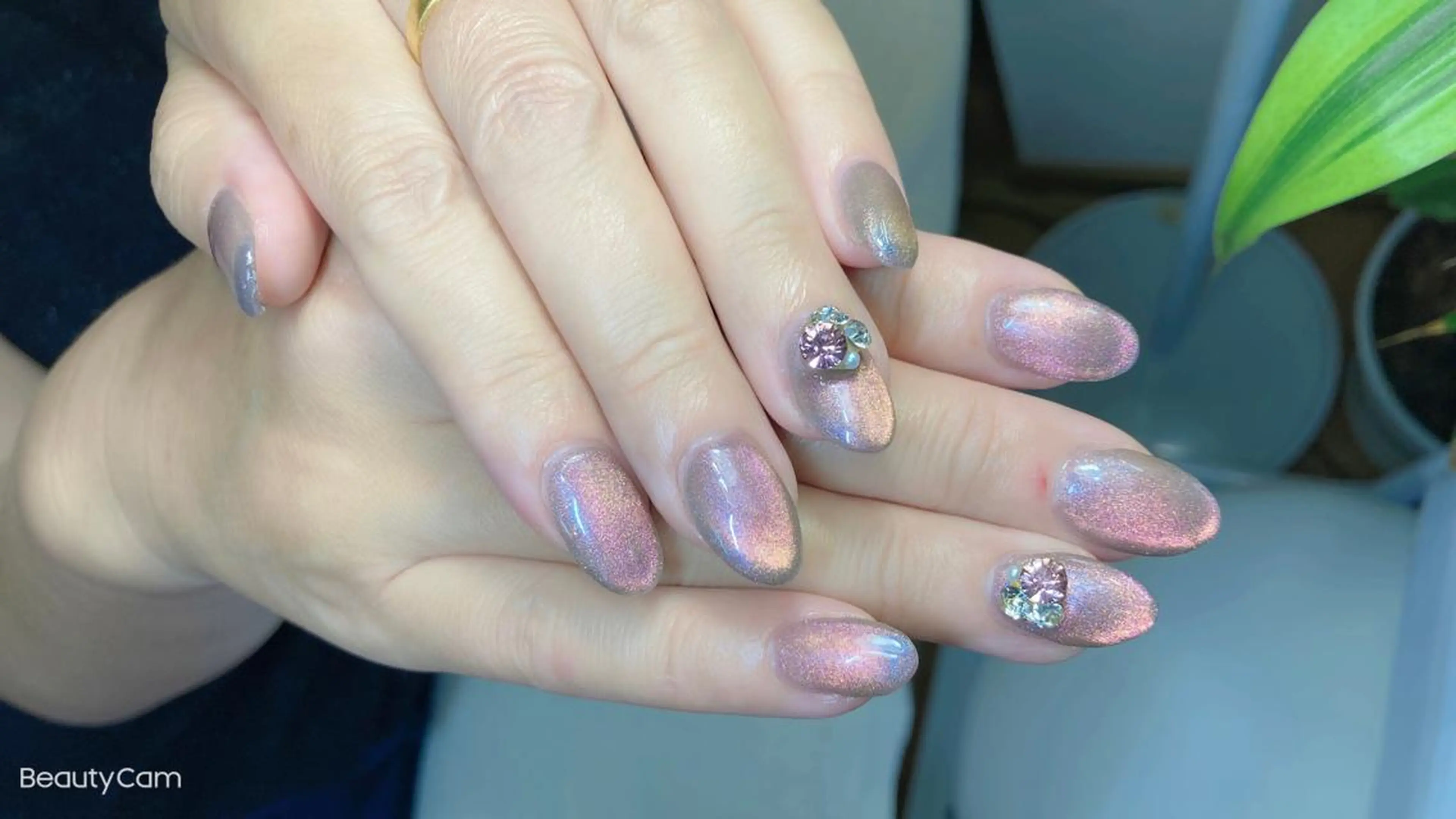 ネイル ewt miniのマツエク・マツパデザイン