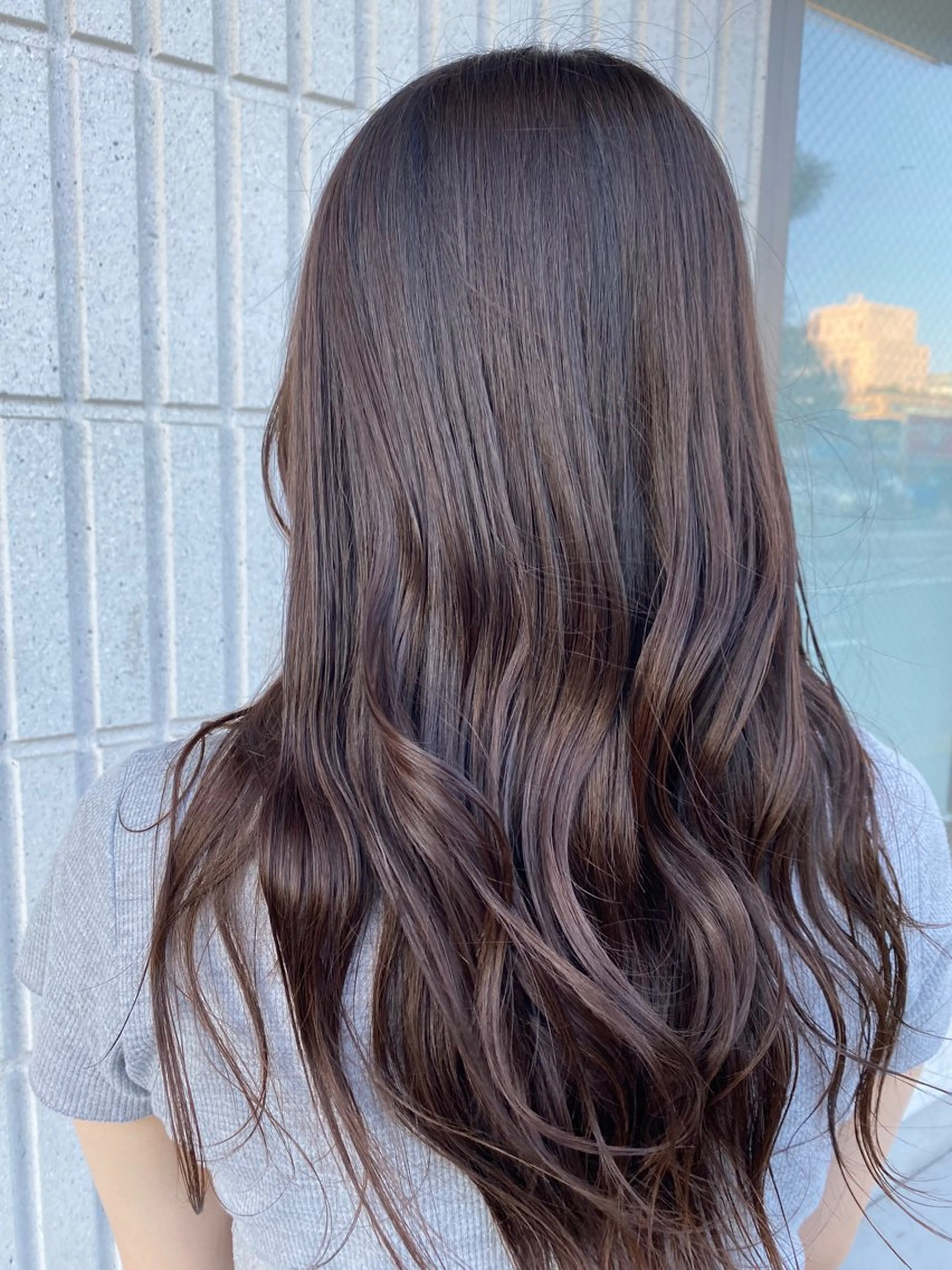 ロング トリートメント 垢抜け/レイヤー/ ハイトーン/アスナのヘアスタイル