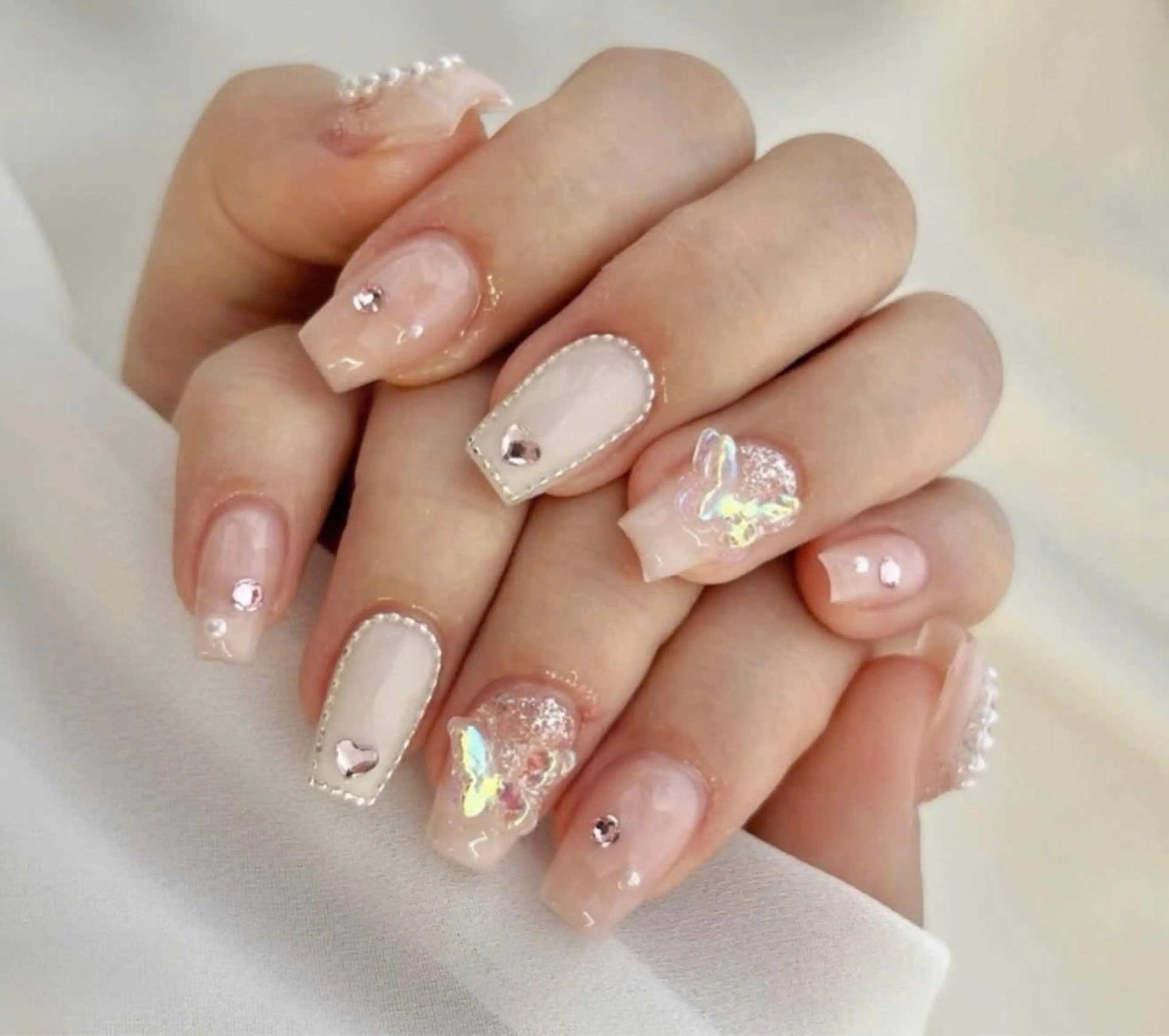 ネイル フラッシュネイル フレンチネイル グラデーション キラキラネイル 韓国ネイル Lina nail所属・Luna 池袋のネイルデザイン