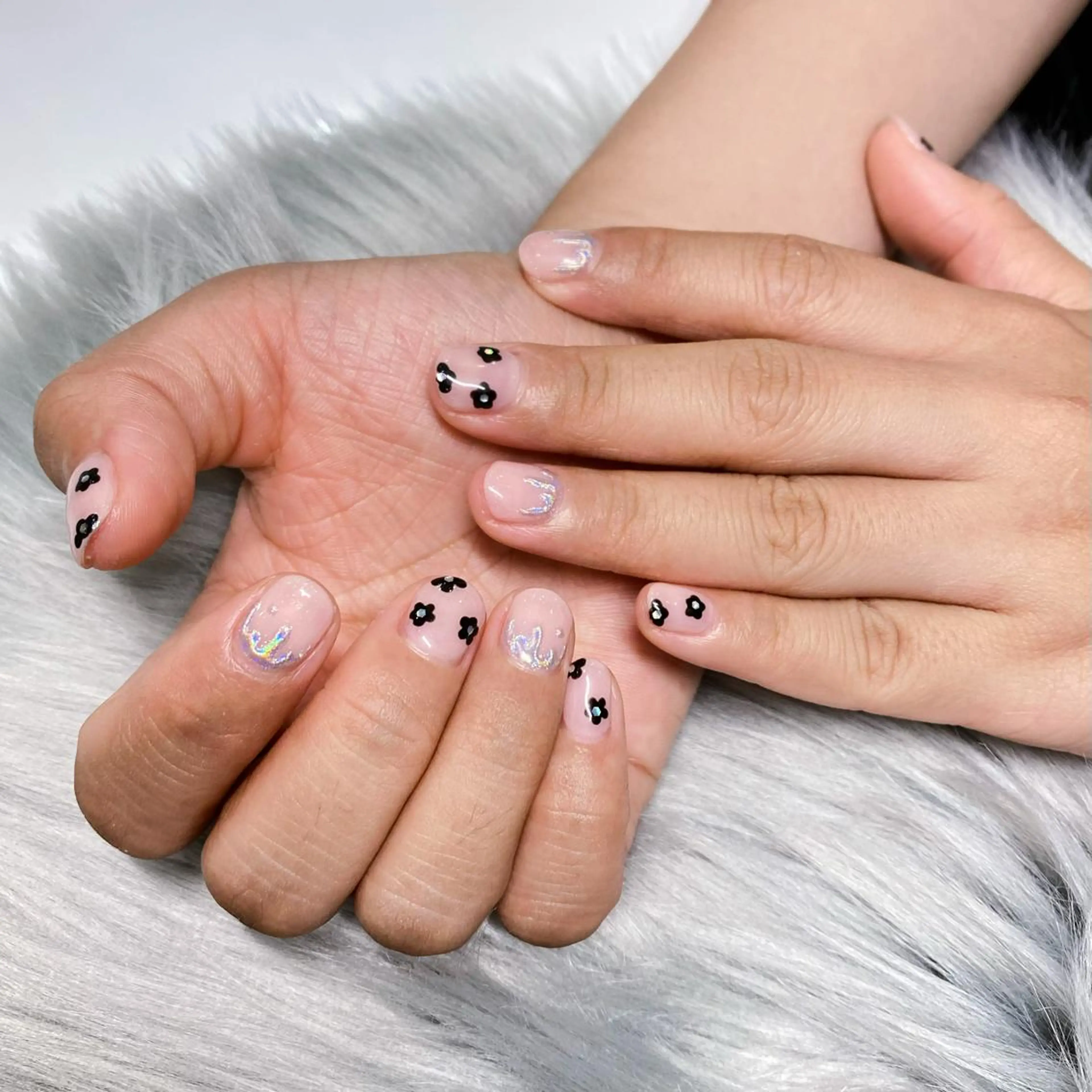 ネイル Elsias 詩織のマツエク・マツパデザイン