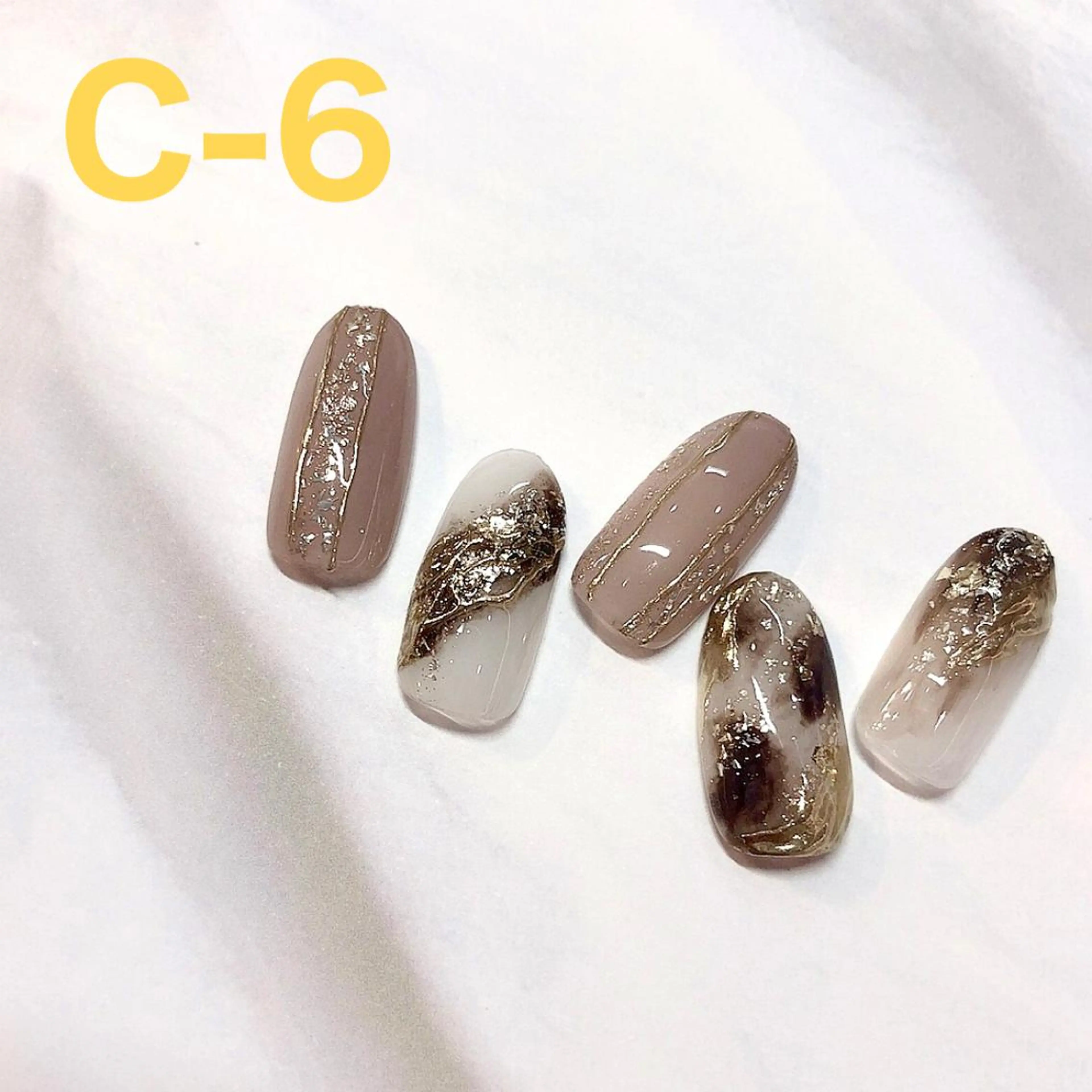 ネイル Richelle eyelash&nail 横浜店所属・二宮 はなのネイルデザイン