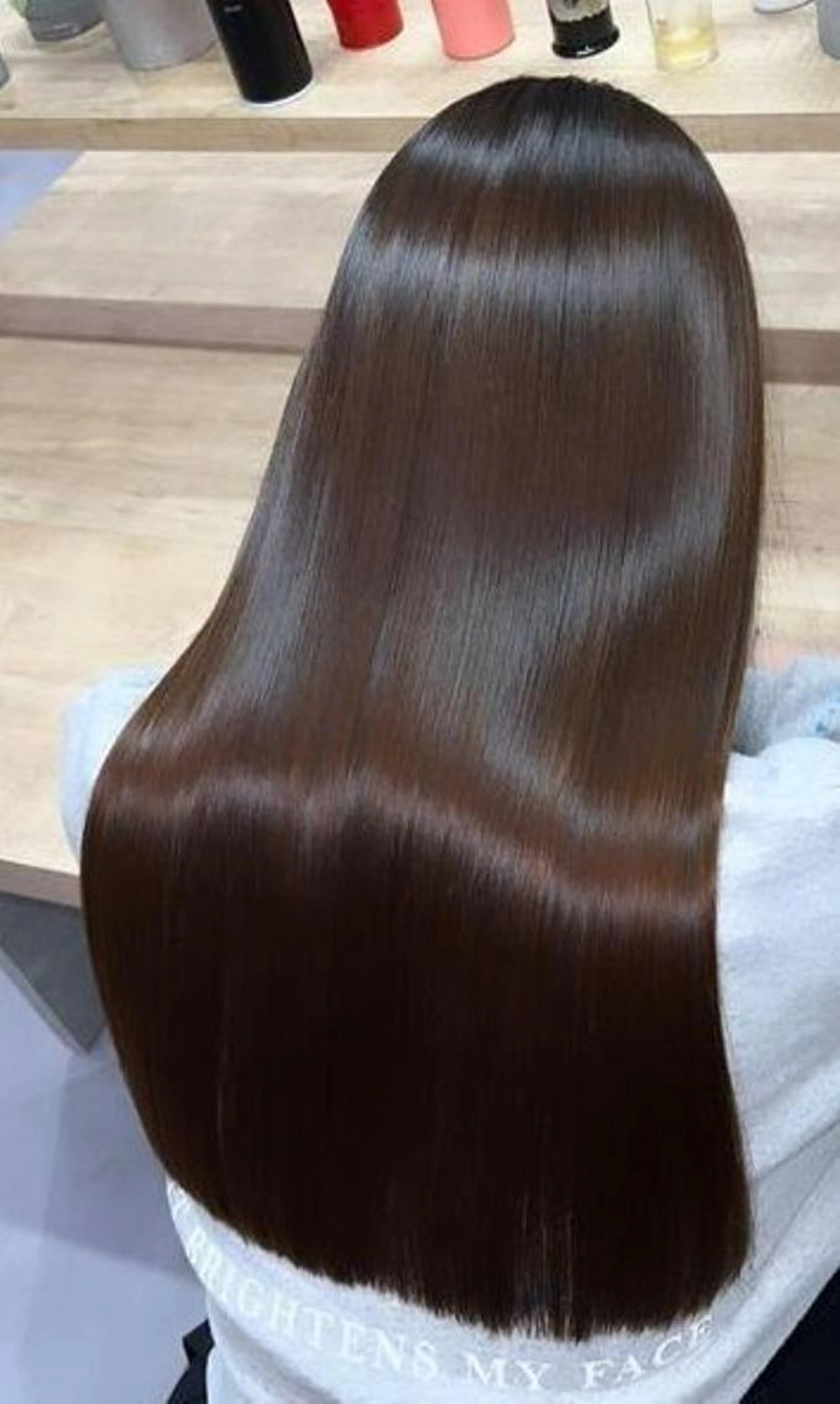 《乾かすだけでまとまる圧倒的艶髪》髪質改善トリートメント+カットの写真