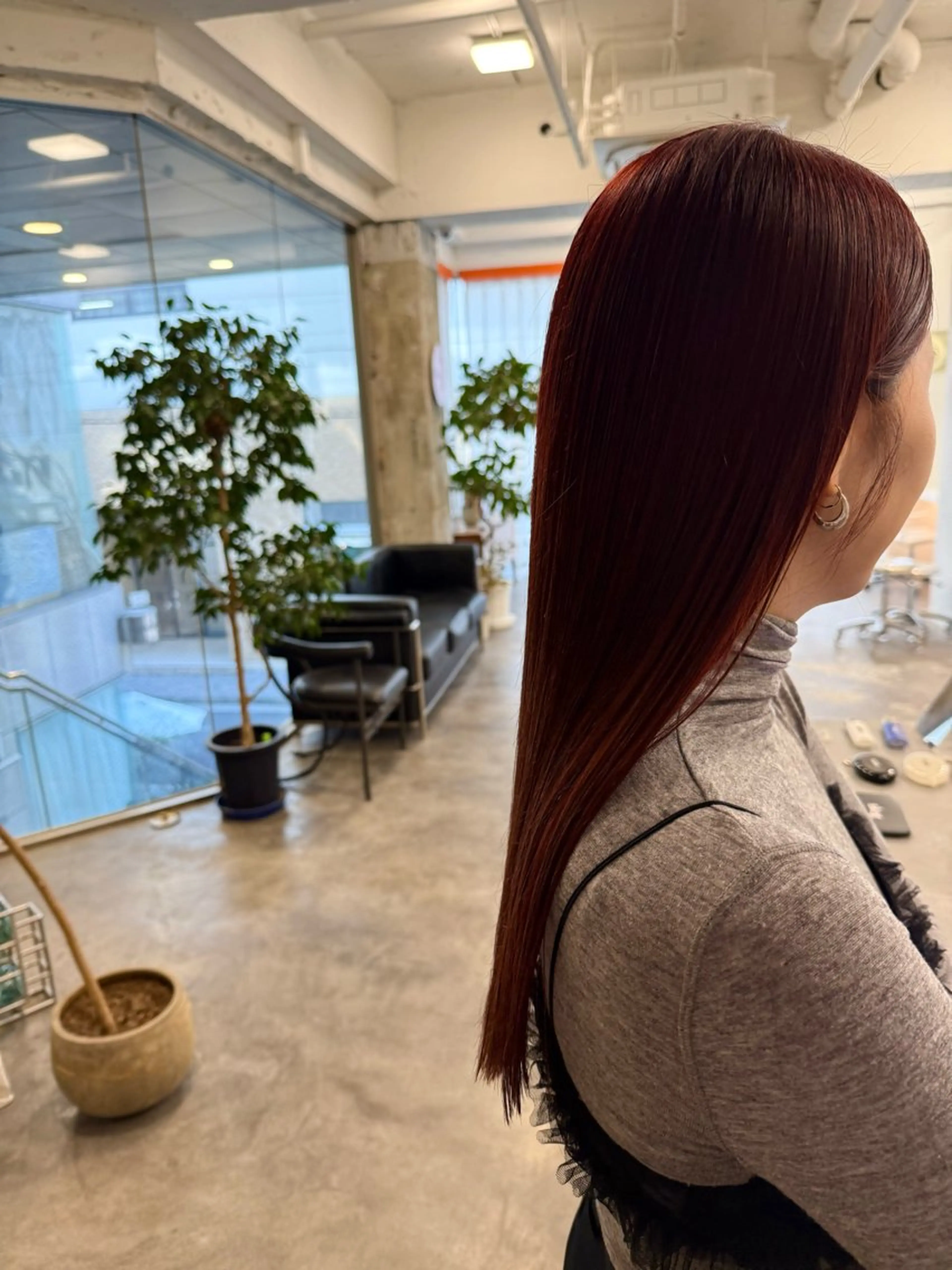 ロング PACE所属・ayumi ／透明感カラーのヘアスタイル