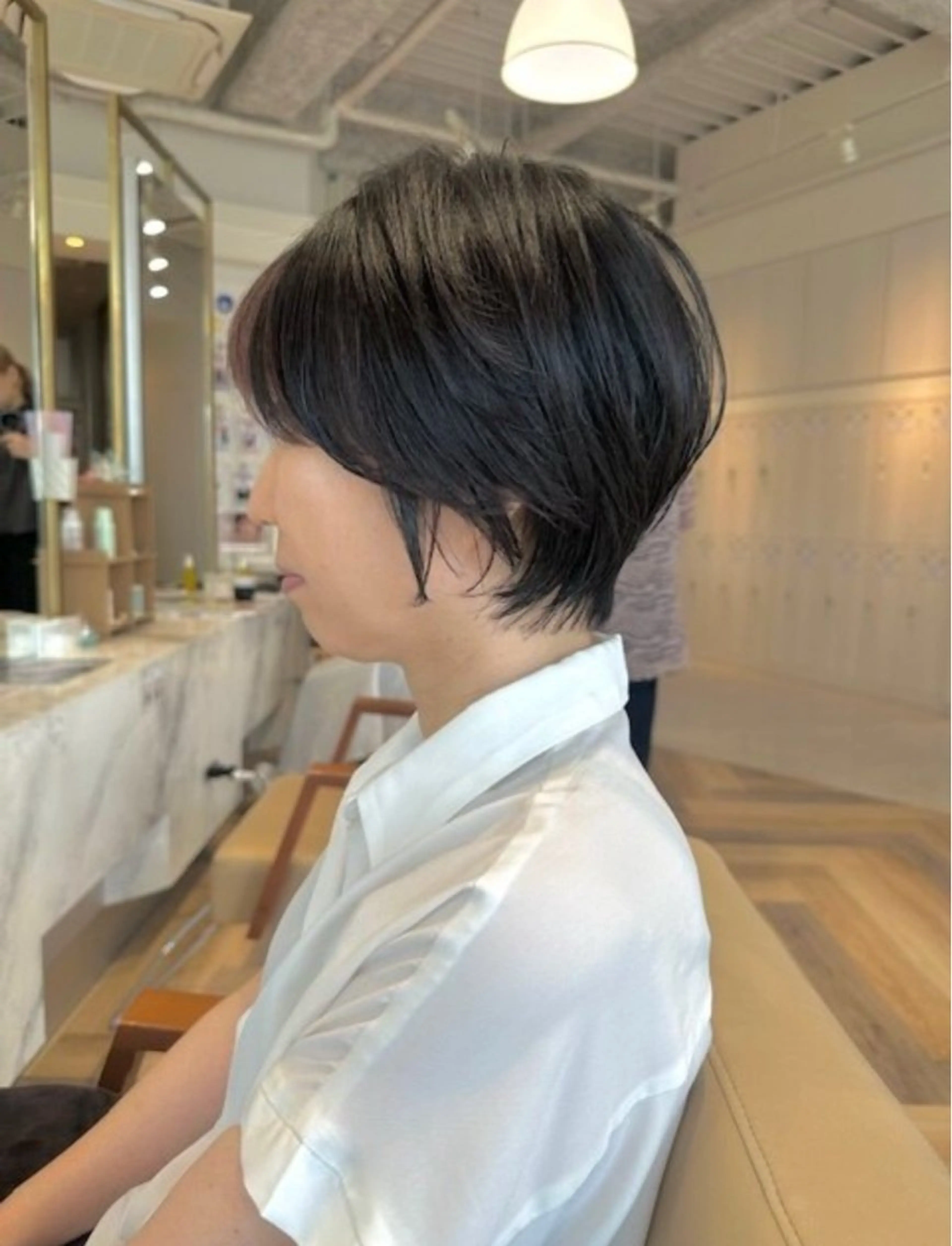 ショートカット、ばっさりカットのみの写真