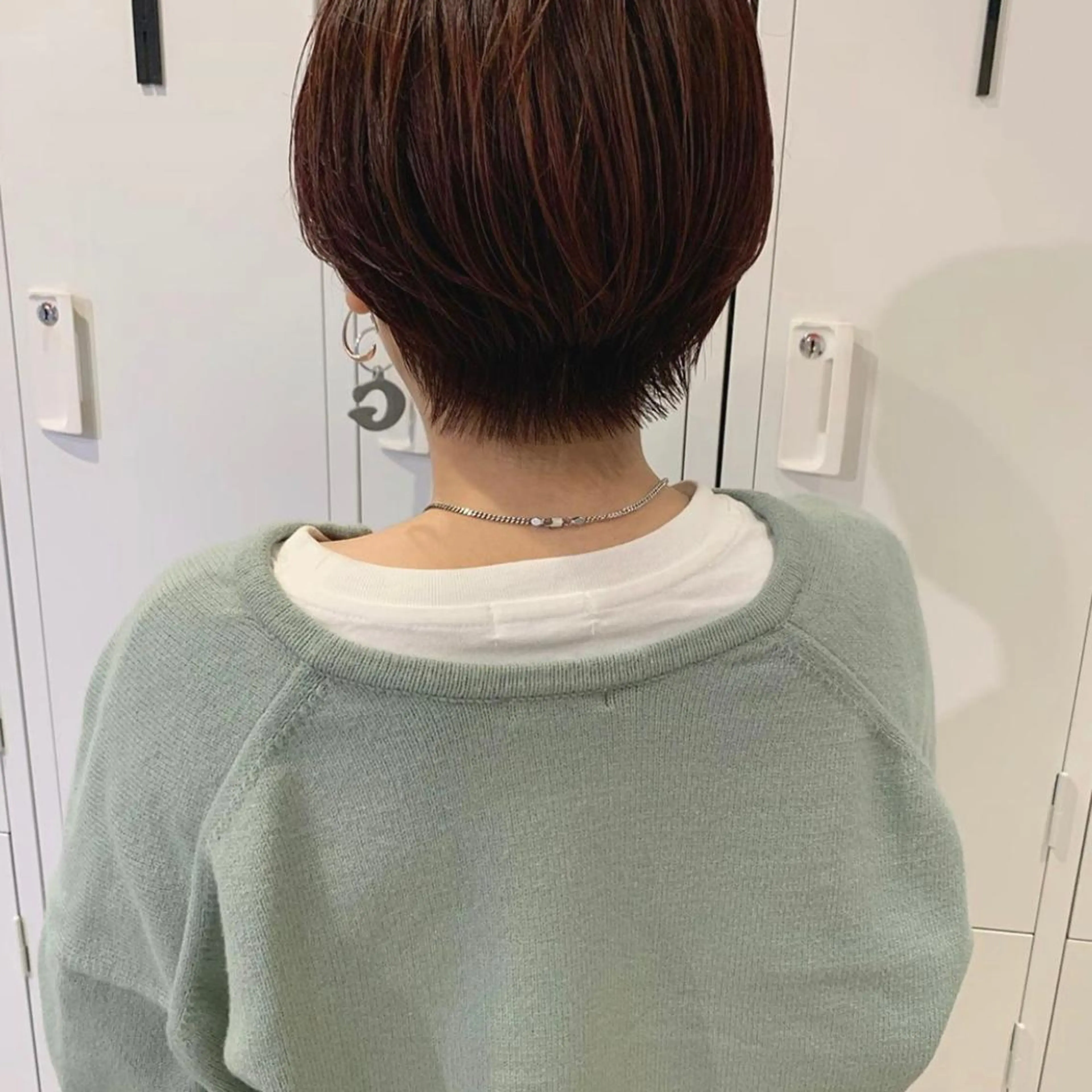 ショート カラー ブリーチ ブリーチなしカラー レッドカラー ショートヘア カット ヘアカラー ayano /トレンドヘアのヘアスタイル