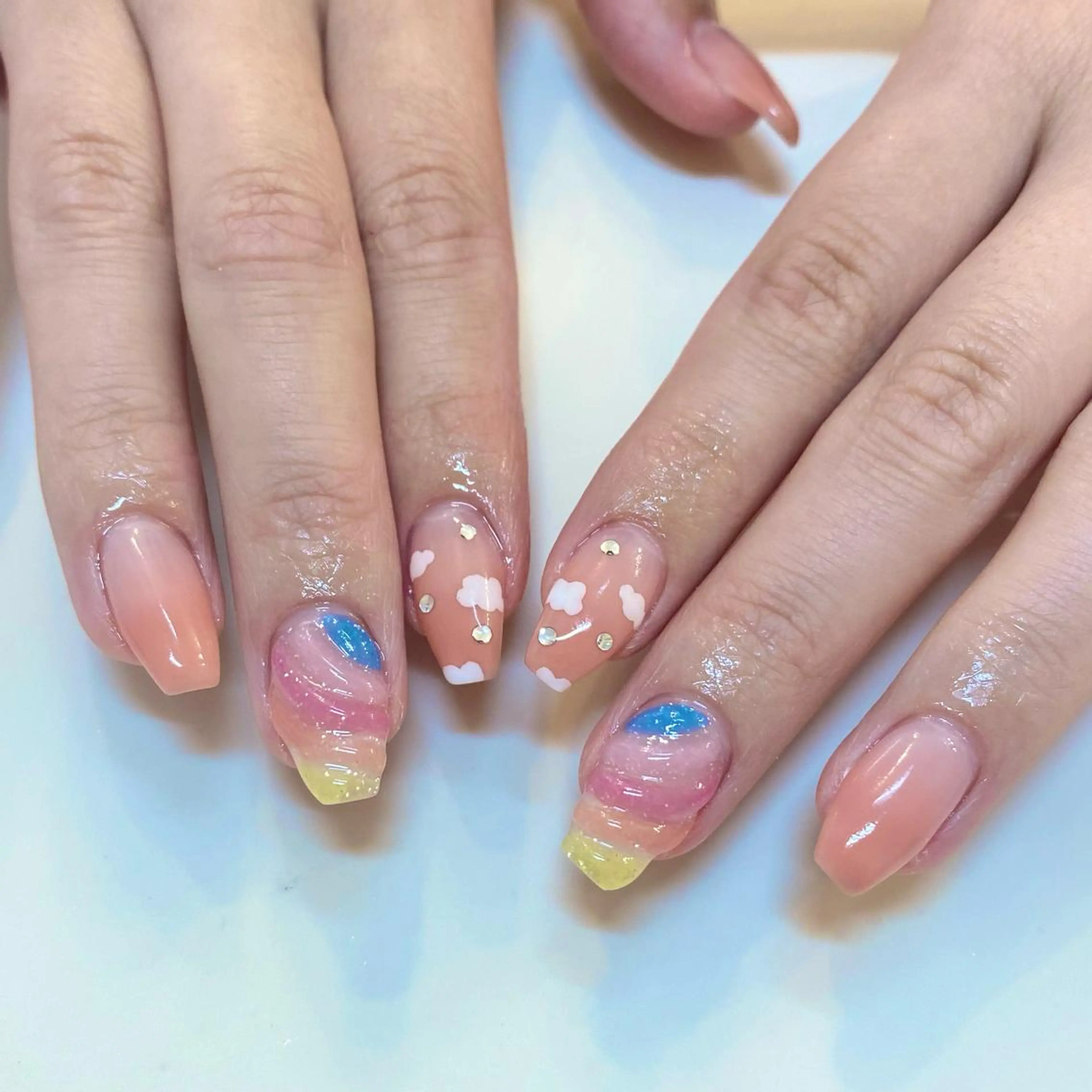 ネイル ハンドネイル 藤原 みゆのネイルデザイン