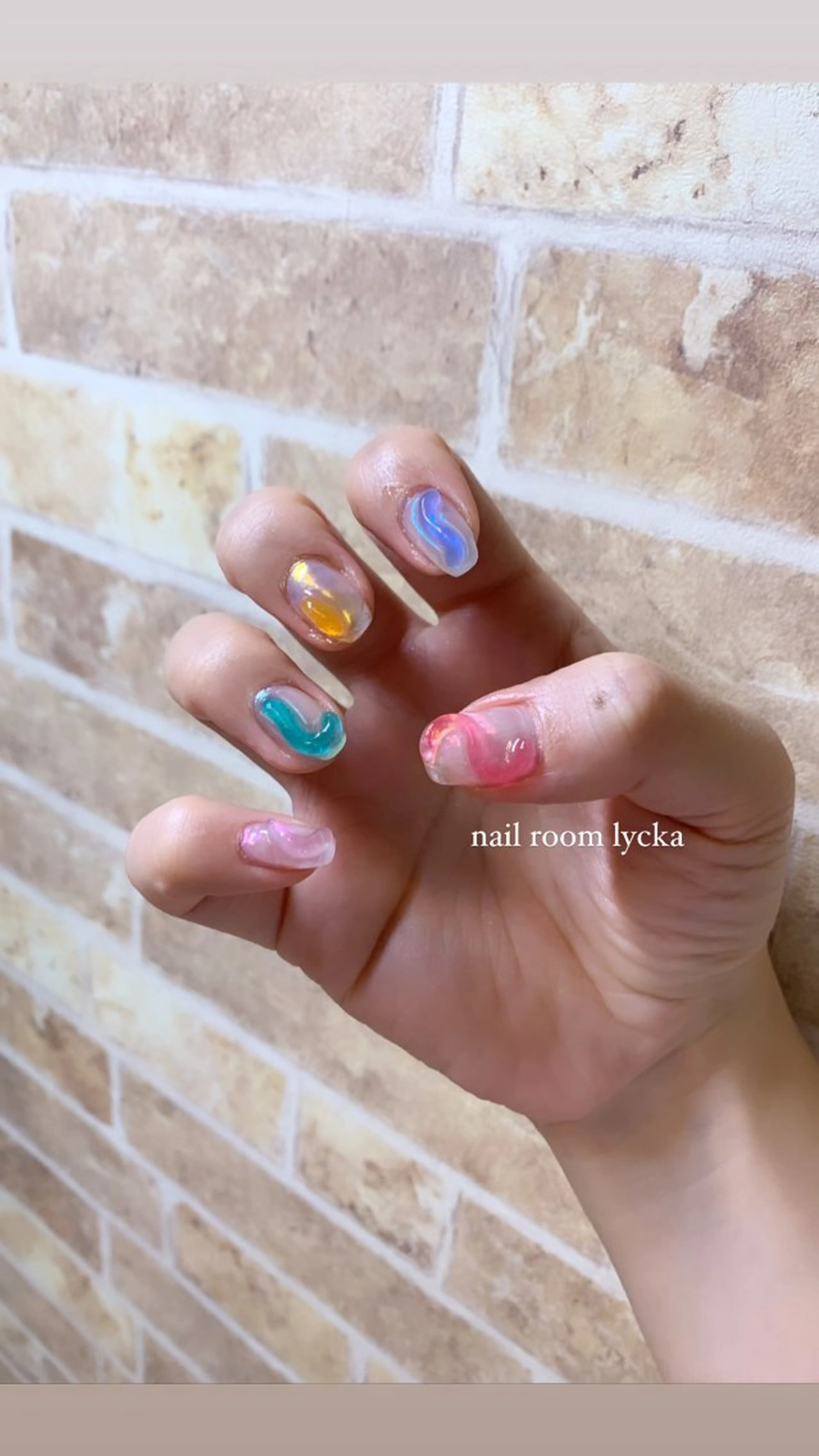 ネイル ﾈｲﾙﾙｰﾑﾘｯｶ 𝐦𝐚𝐲𝐮のネイルデザイン