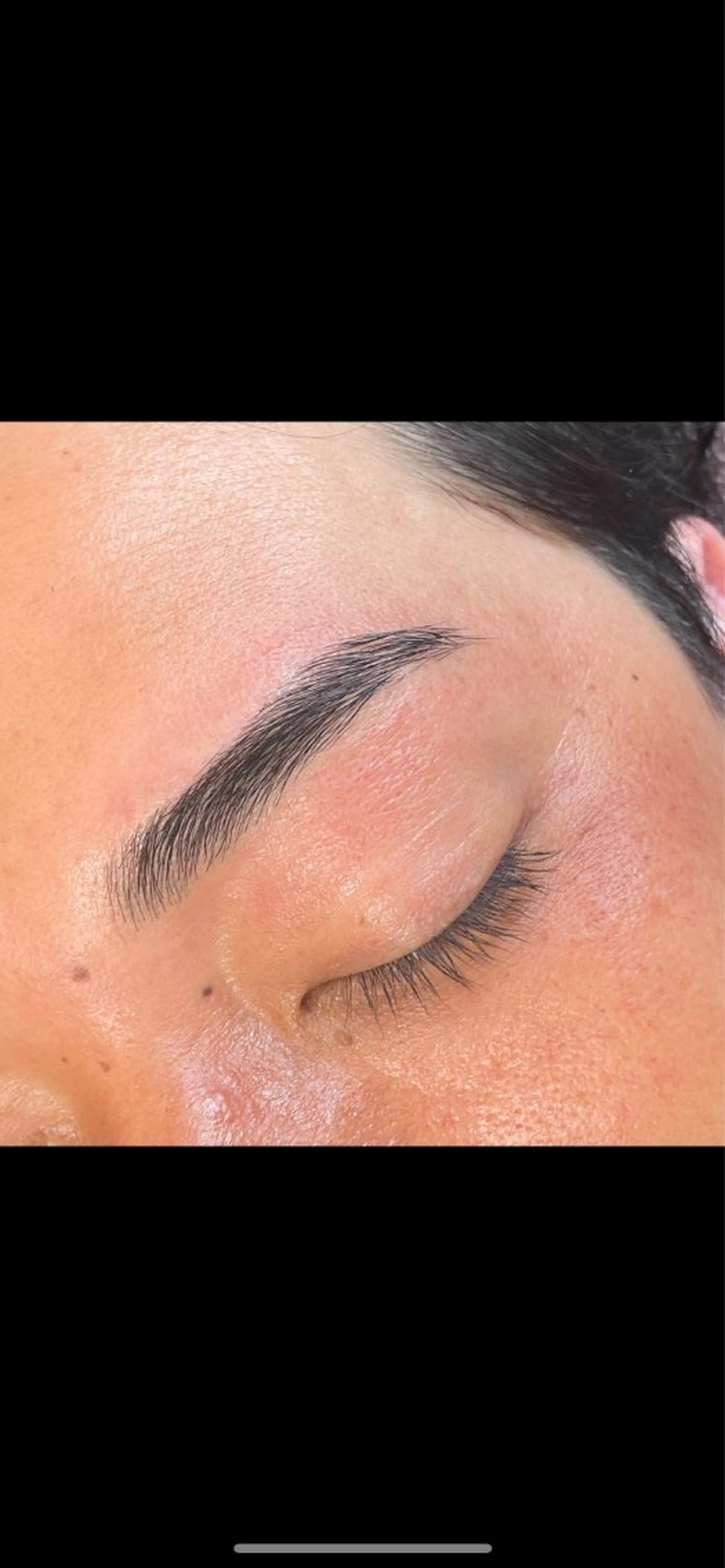 アイブロウ ハリウッドブロウリフト 眉毛ワックス脱毛 ワックス脱毛 🦋nagisa🦋 メンズ眉毛/並行眉毛の眉毛・アイブロウイメージ