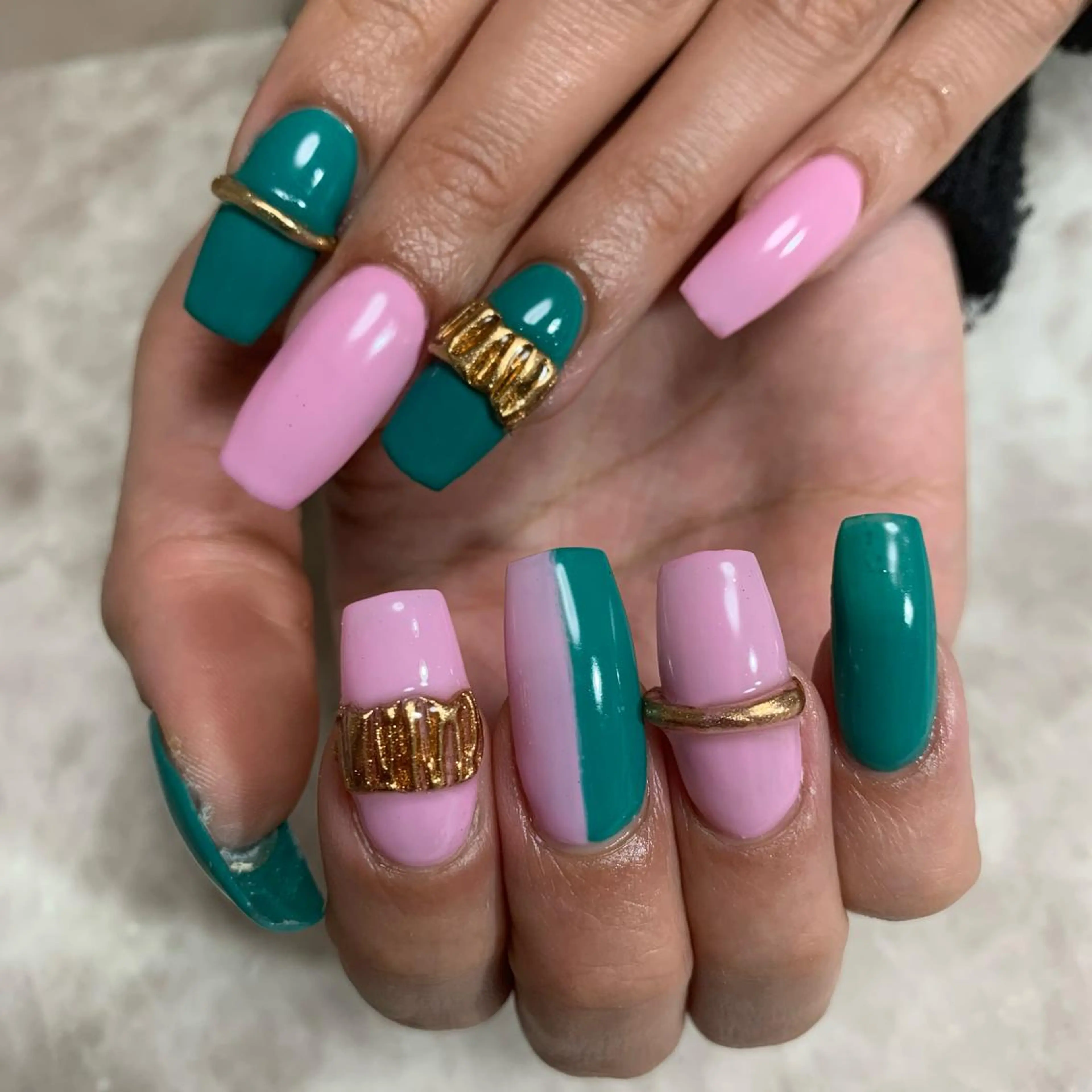 ネイル salon Hush Hushのネイルデザイン