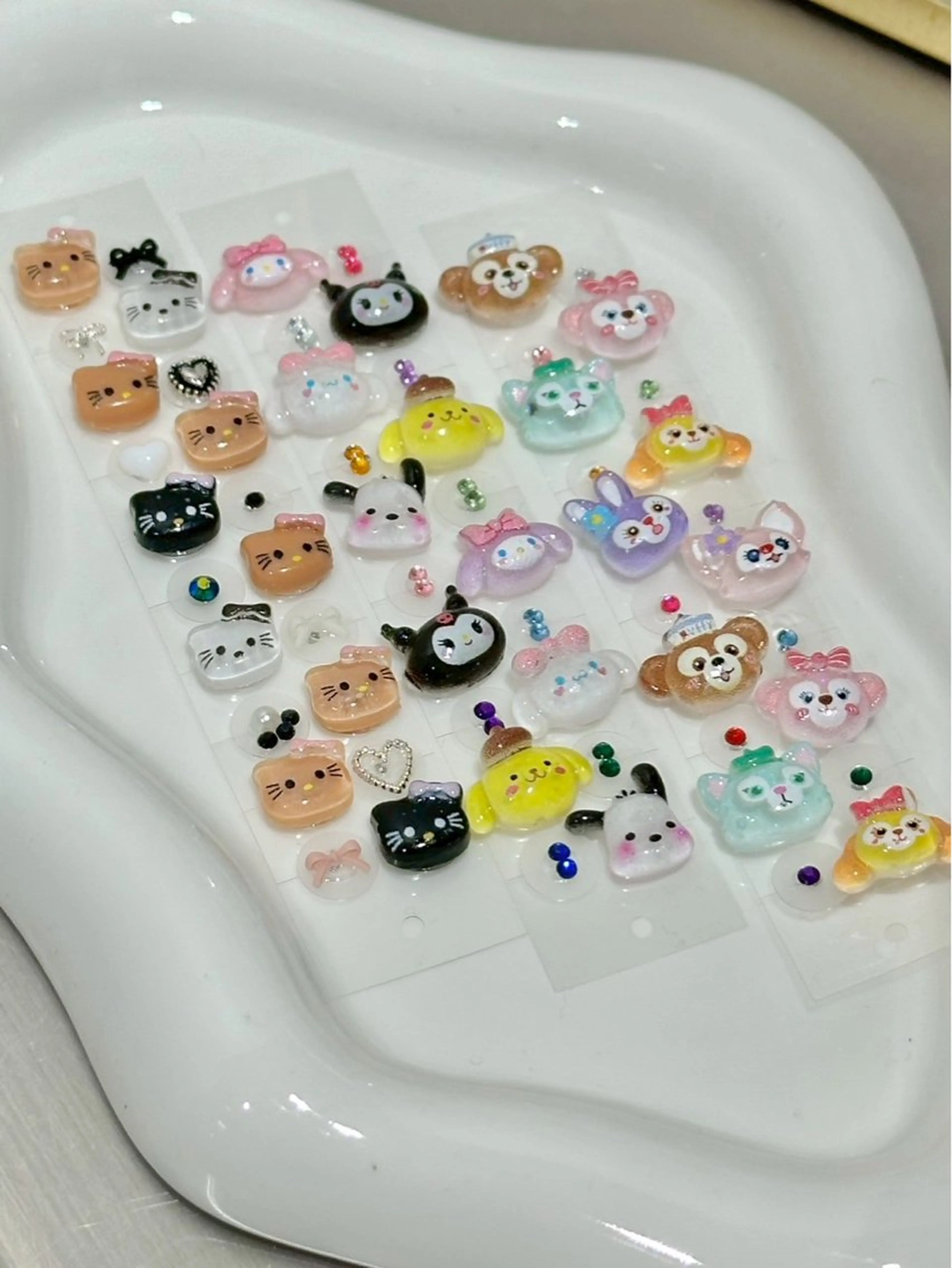 耳つぼジュエリー👂🏻✨️🎱🎶付け放題の写真