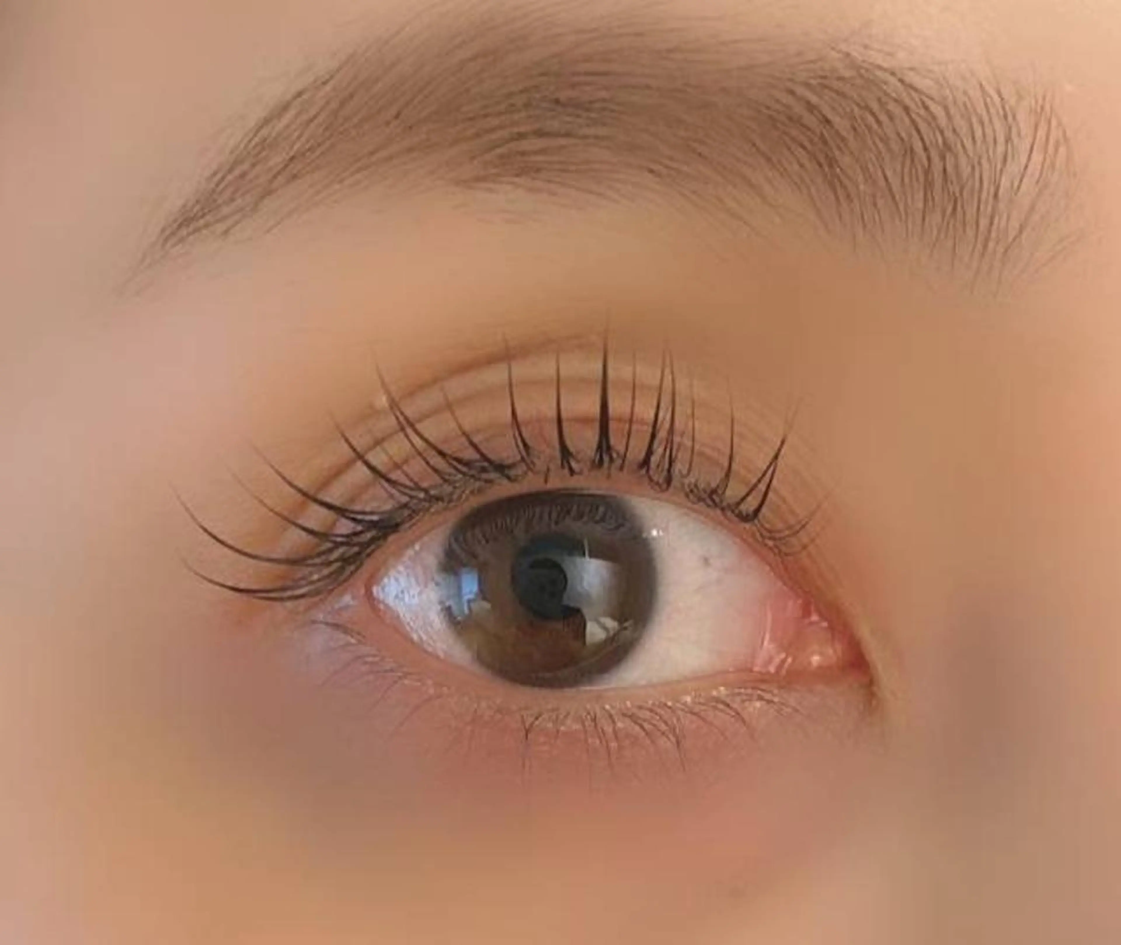 マツエク・マツパ パリジェンヌラッシュリフト EMMA plus．のマツエク・マツパデザイン