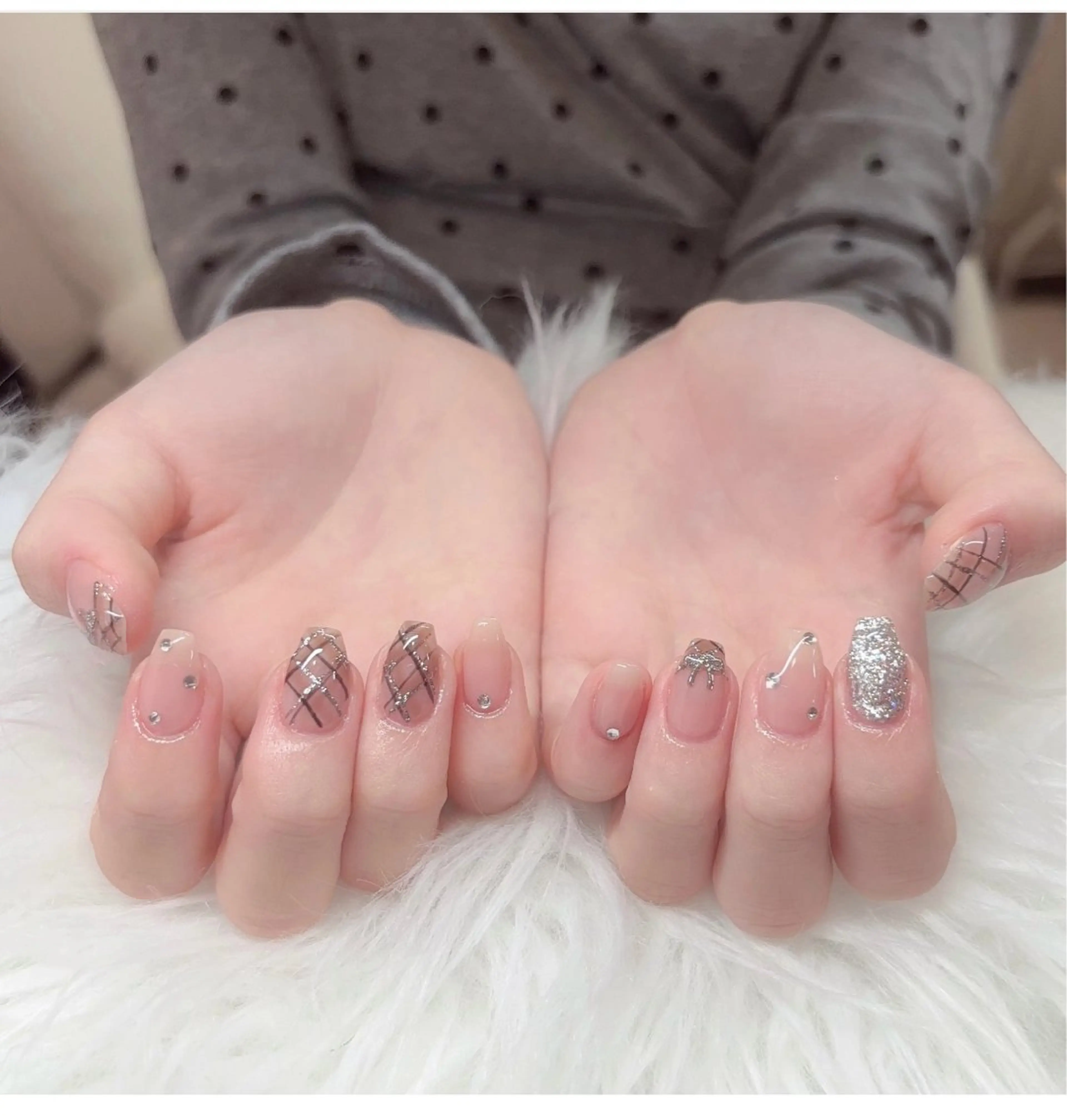 ネイル フレンチネイル グラデーション マグネットネイル ミラーネイル yurinail所属・yuri nail 高田馬場のネイルデザイン