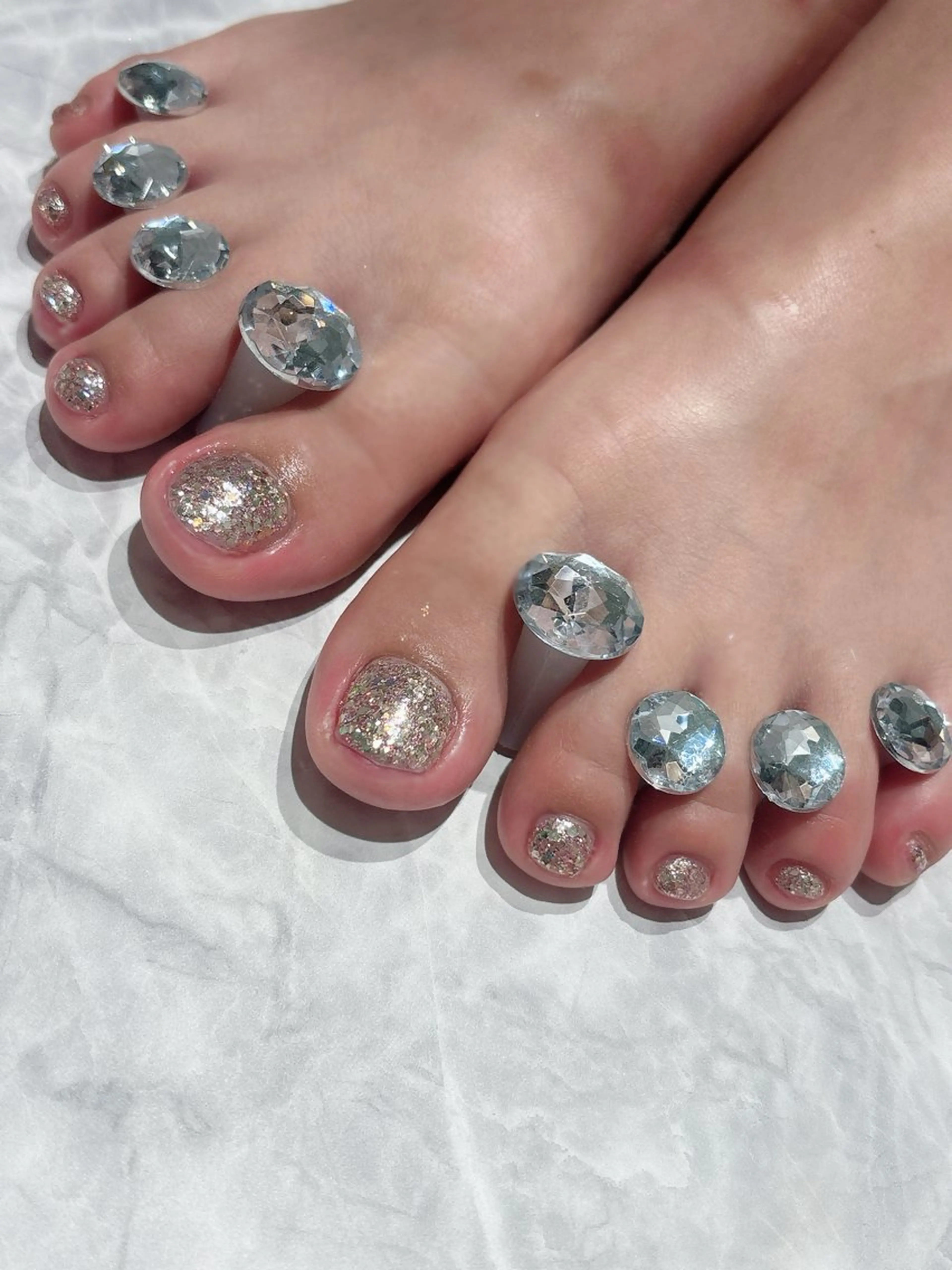 \1月限定!!/‼️‼️オフケア込✨フットワンカラー(ストーン❌、ラメ〇)色変え+¥500の写真