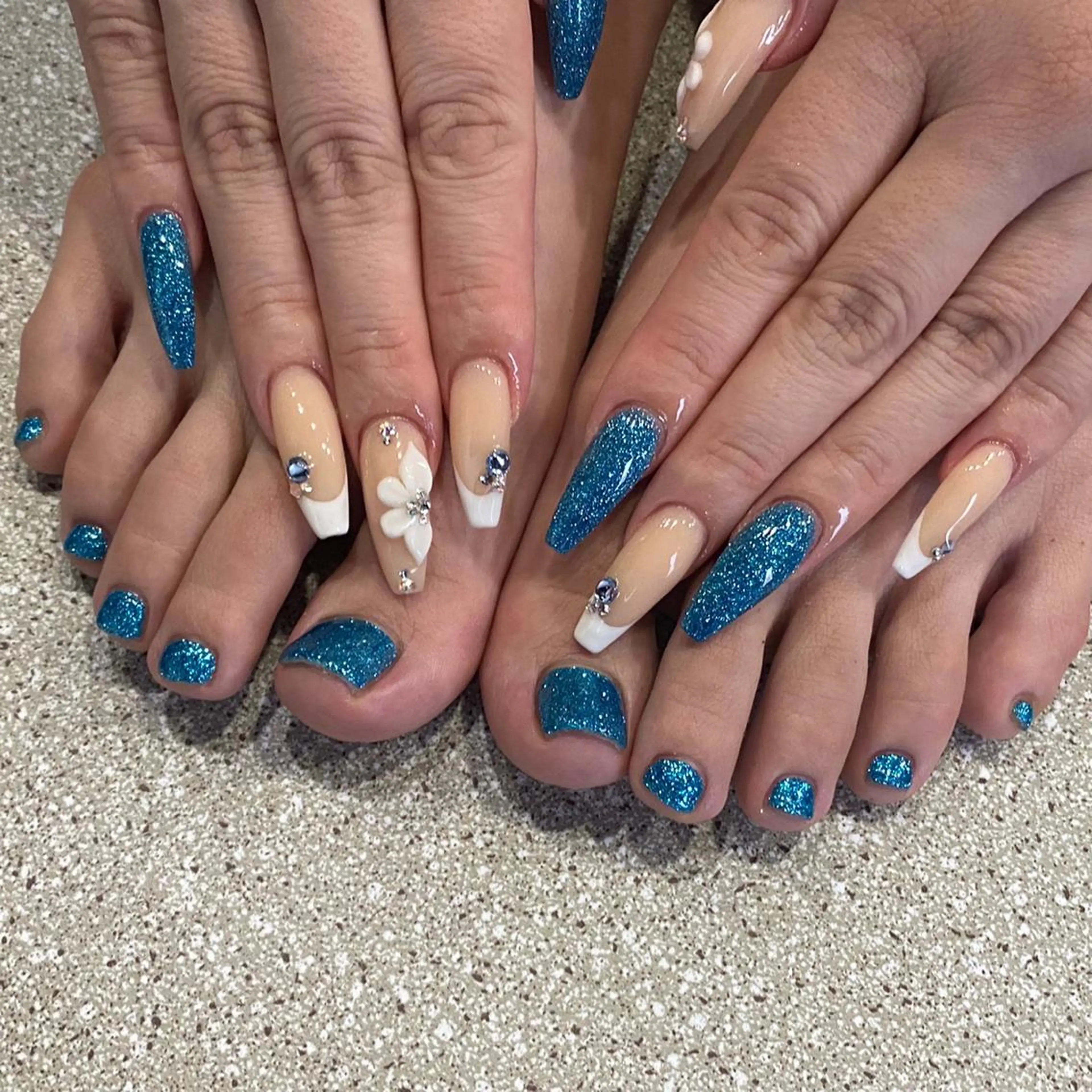 ネイル 夏ネイル オフのみ(ネイル) 【やり放題専門店】 スカルプ＆長さ出しのネイルデザイン