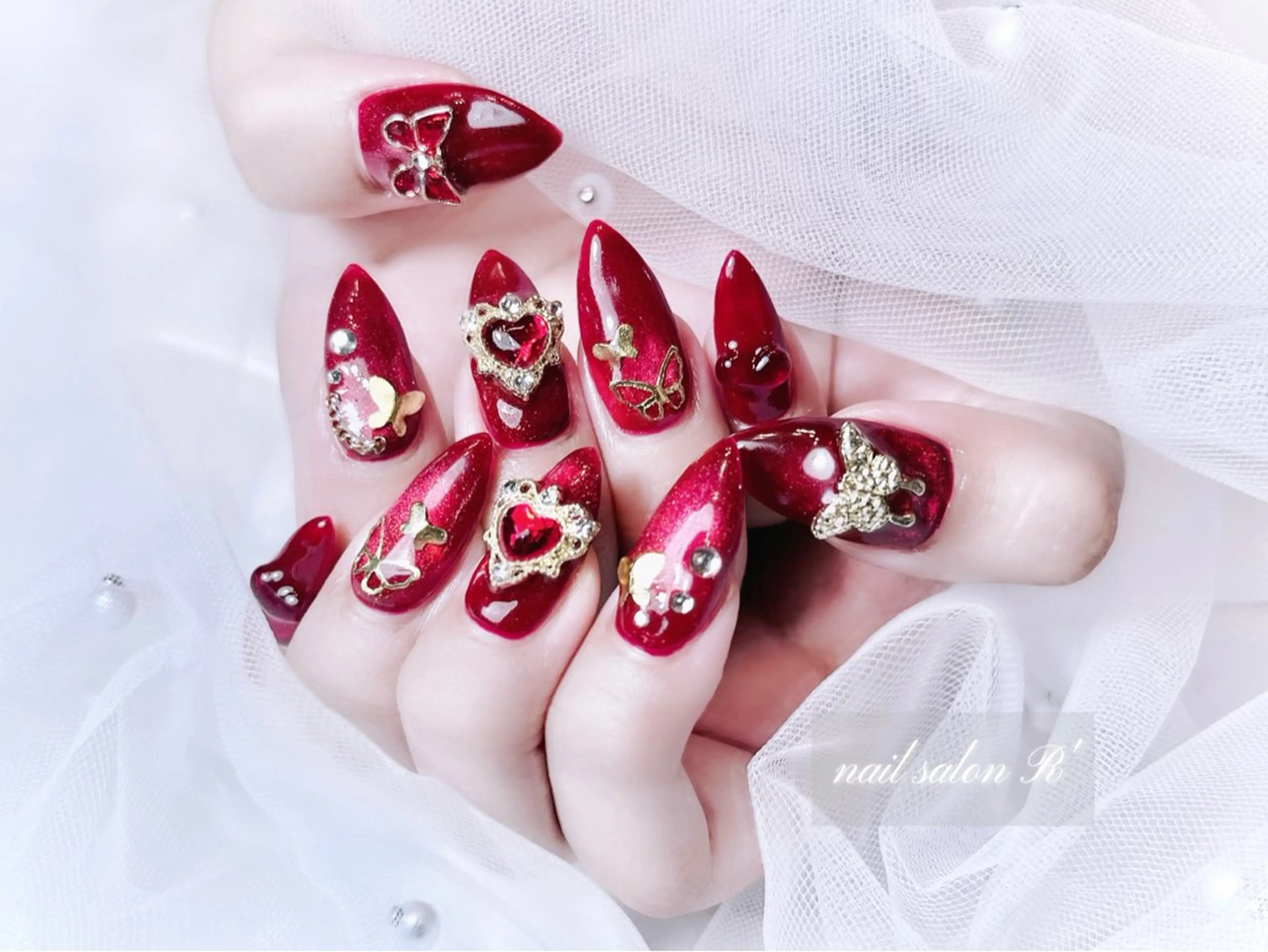 ネイル nailsalon R’のネイルデザイン