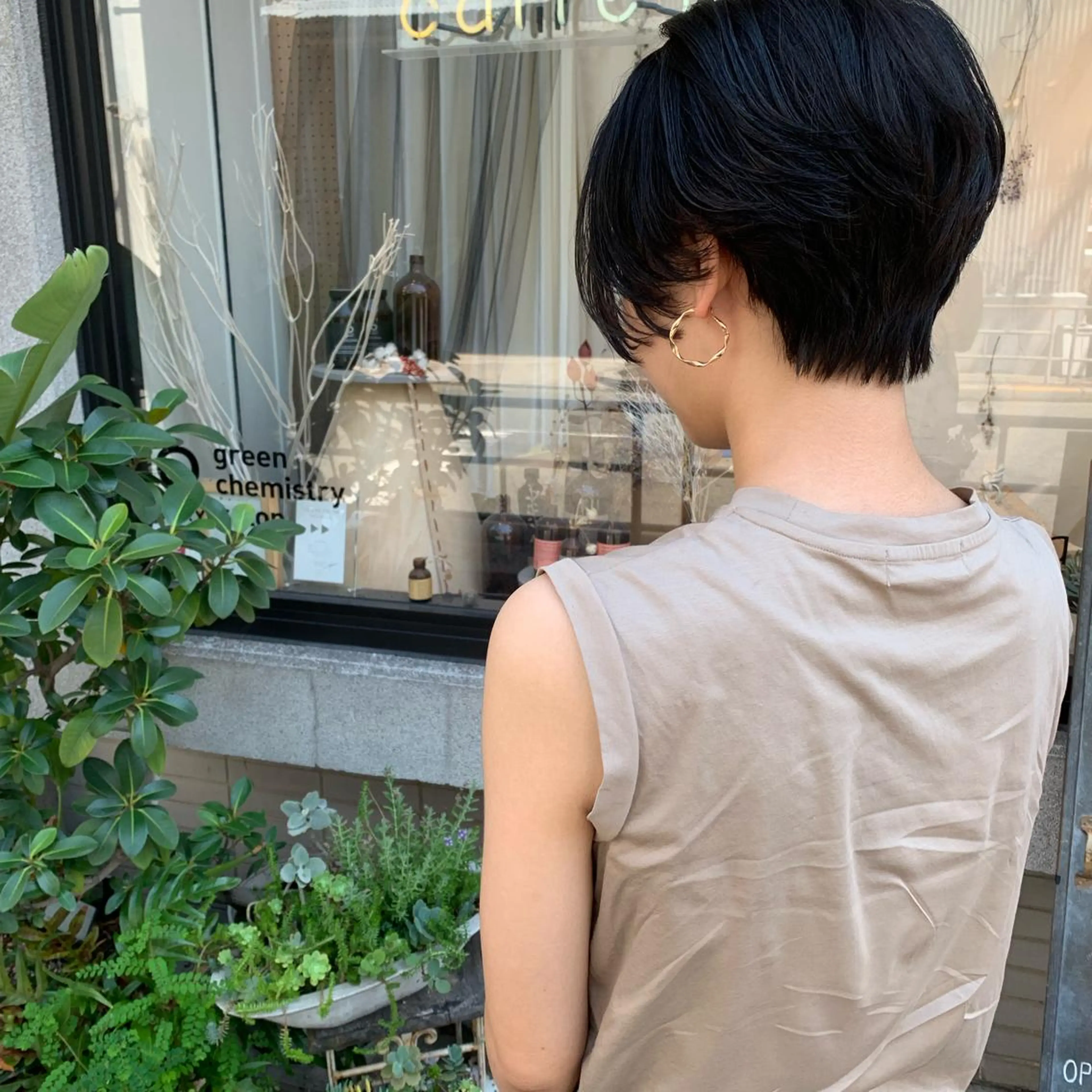 ショート カット ヘアカラー トリートメント 艶髪color💎髪 質改善ストレート大吉のヘアスタイル