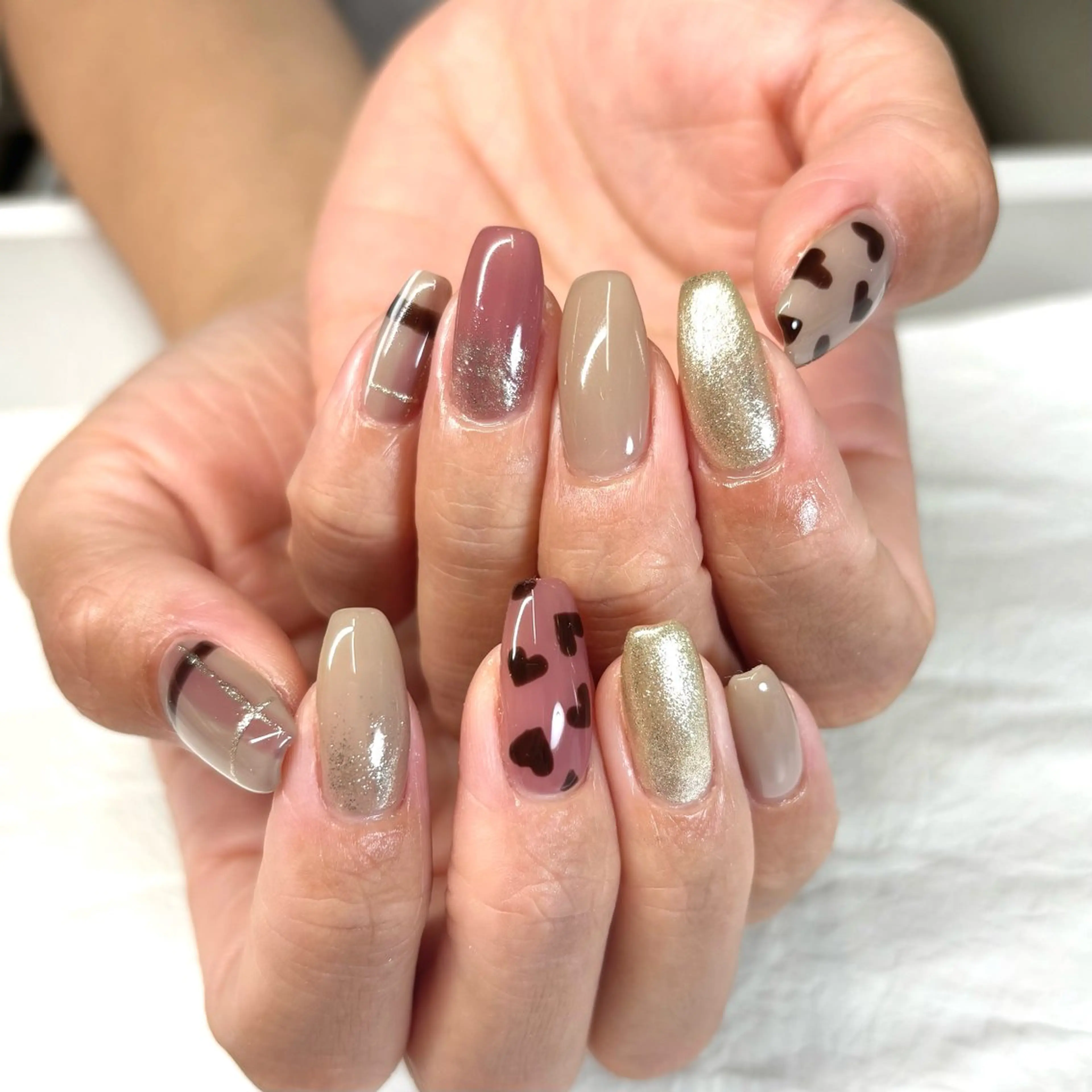 ネイル ハート ラヴィアンローズ所属・S. kurumiのネイルデザイン