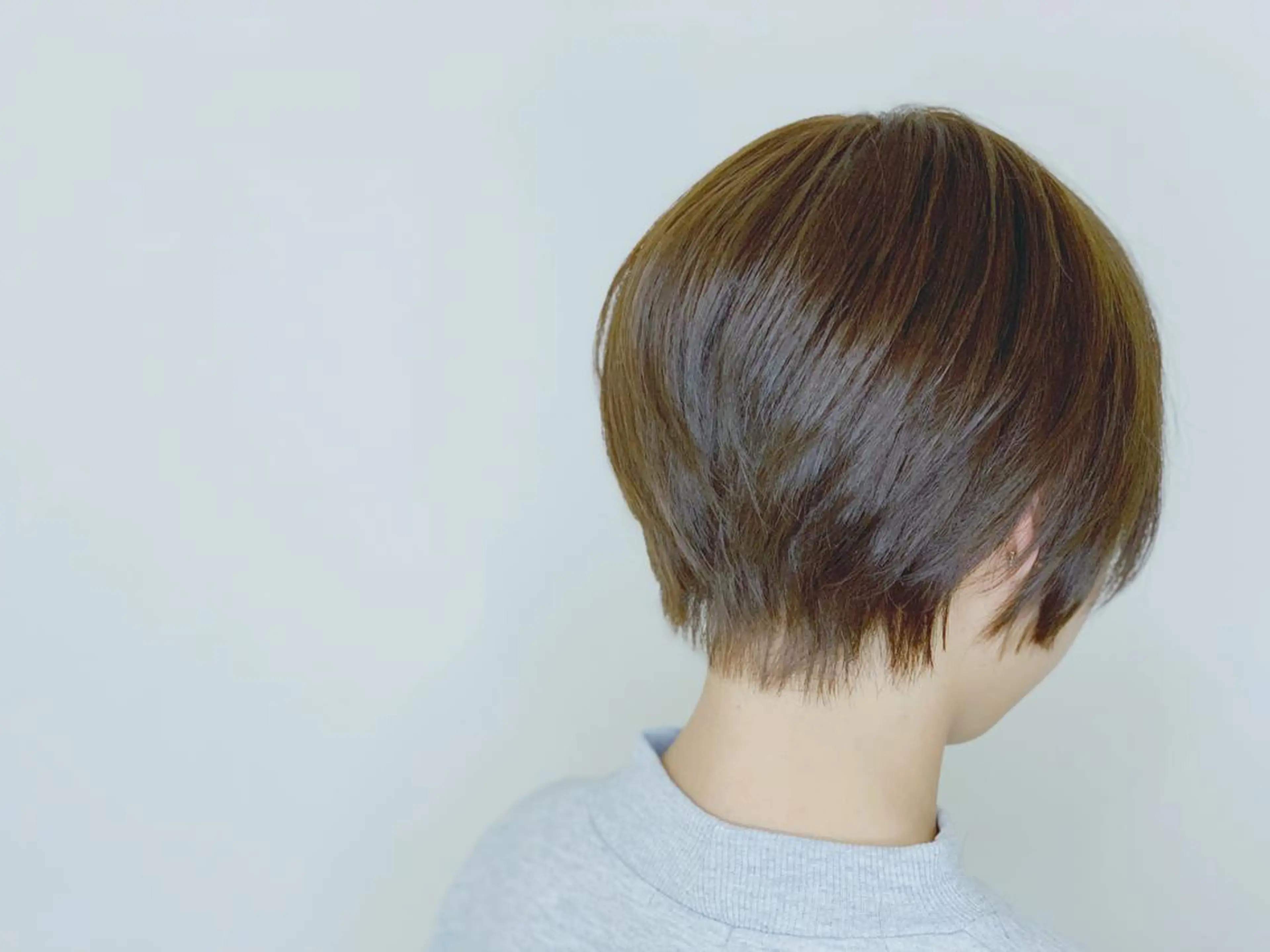 ショート カラー ボブ 赤み消しカラー /透明感カラー 上長のヘアスタイル