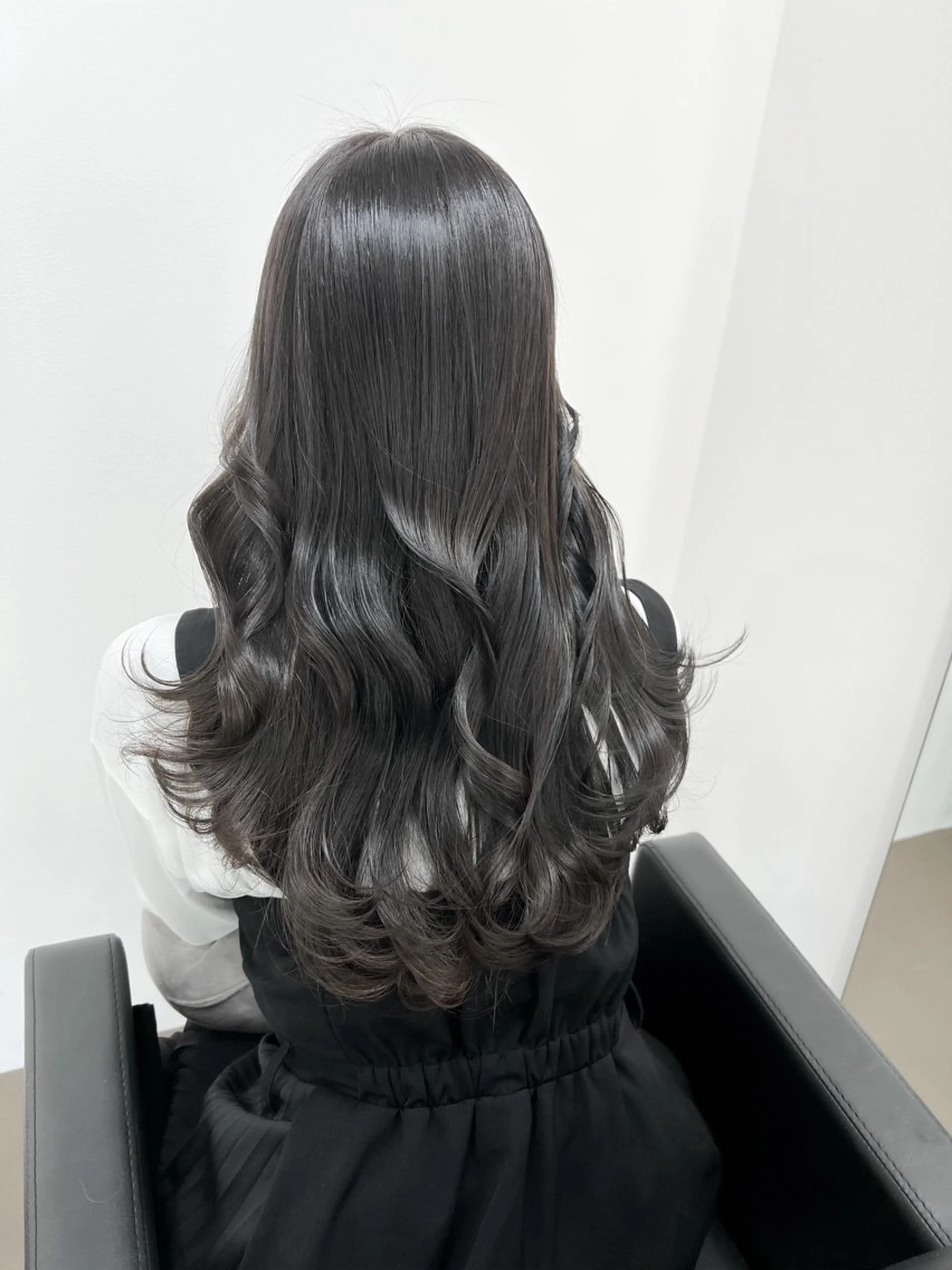 ロング カラー グレージュ 神戸ボブ✂️ ioe三宮/田 伸佳のヘアスタイル