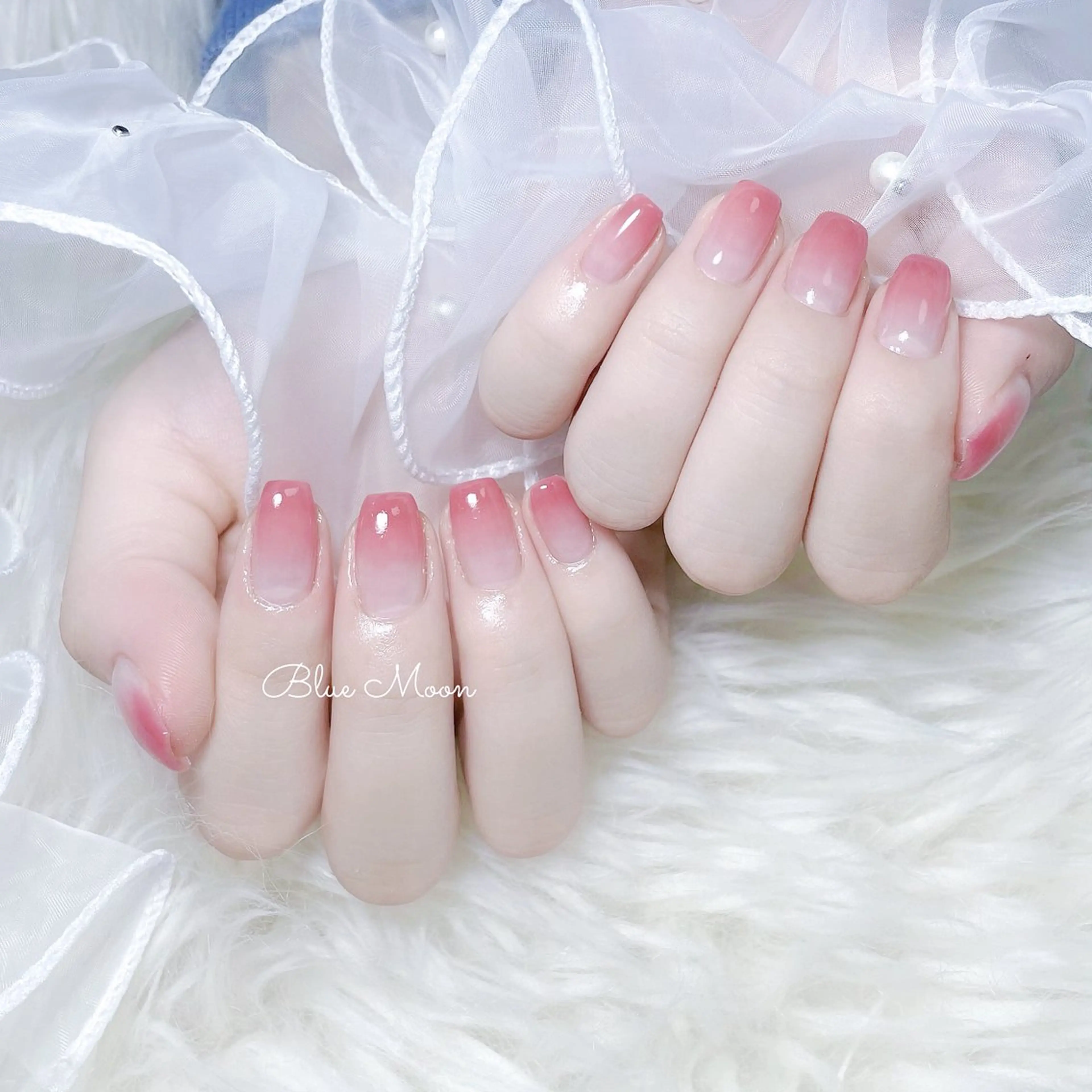 ネイル ハンドネイル ハンドケア nail salon Blue Moonのネイルデザイン