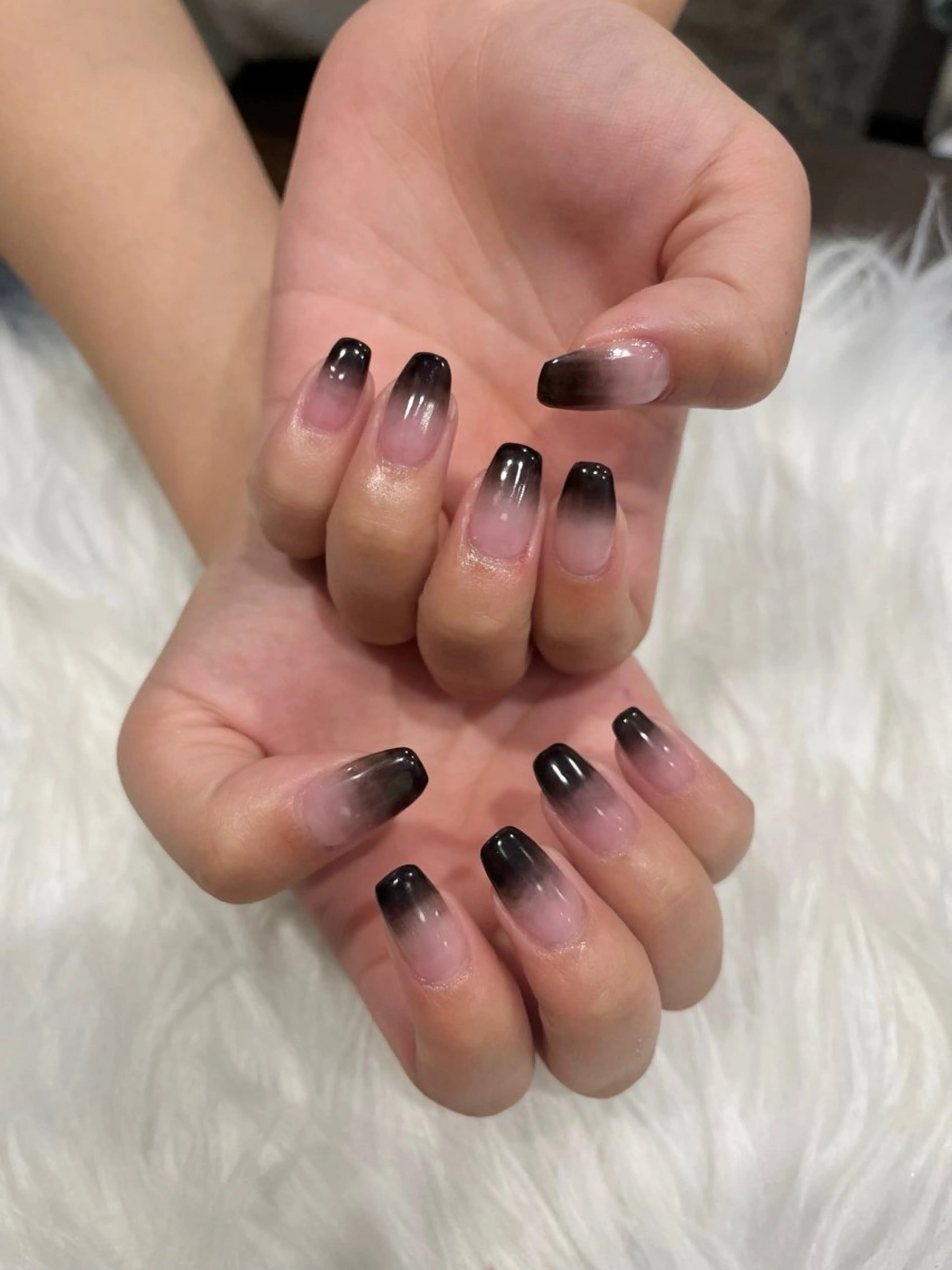 ネイル グラデーション ハンドネイル Nobady_ Kotonoのネイルデザイン