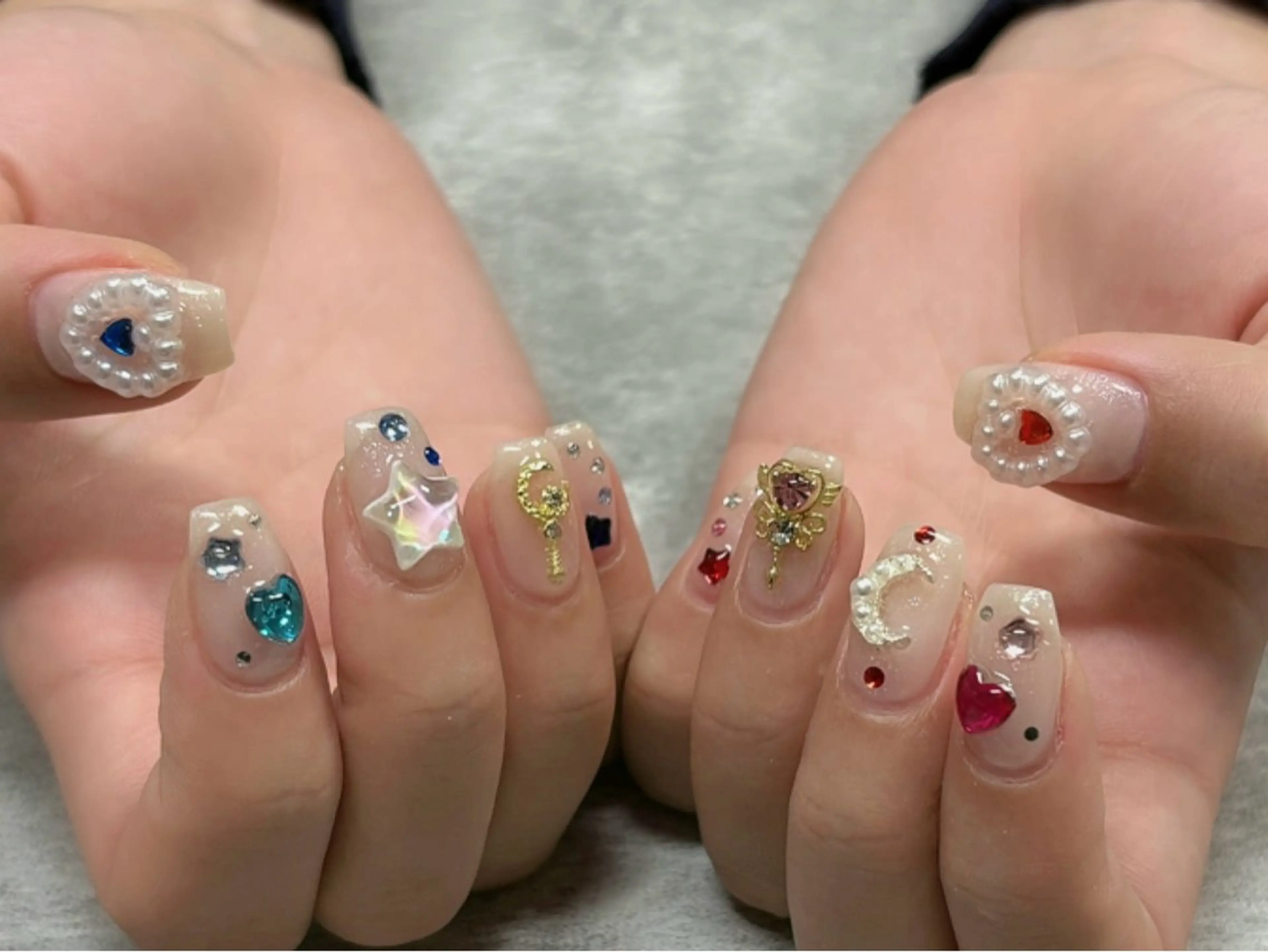 ネイル ハンドネイル Protea きぬがわ らむのネイルデザイン