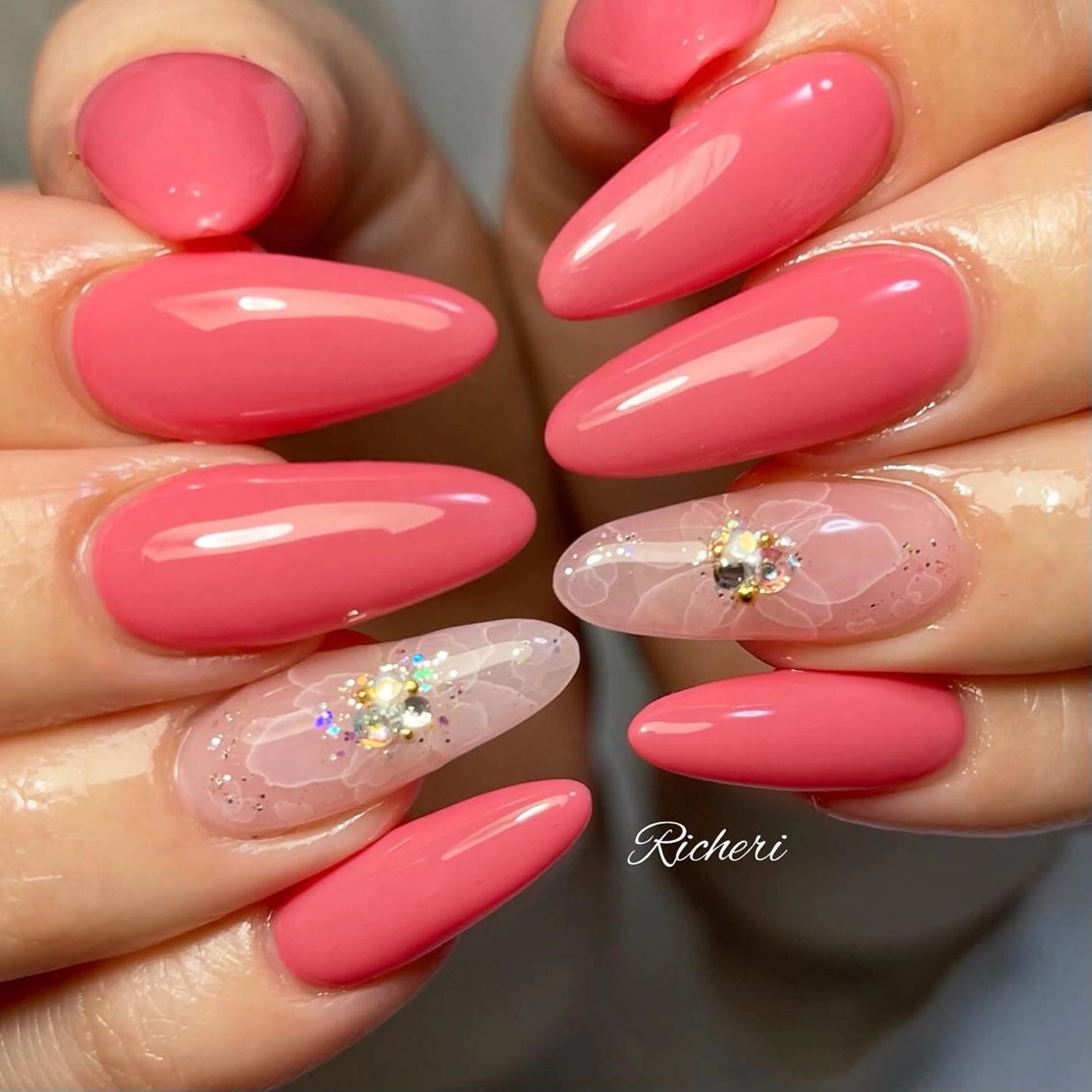ミディアム ネイル アートネイル richeri beautyのエステ・リラクイメージ