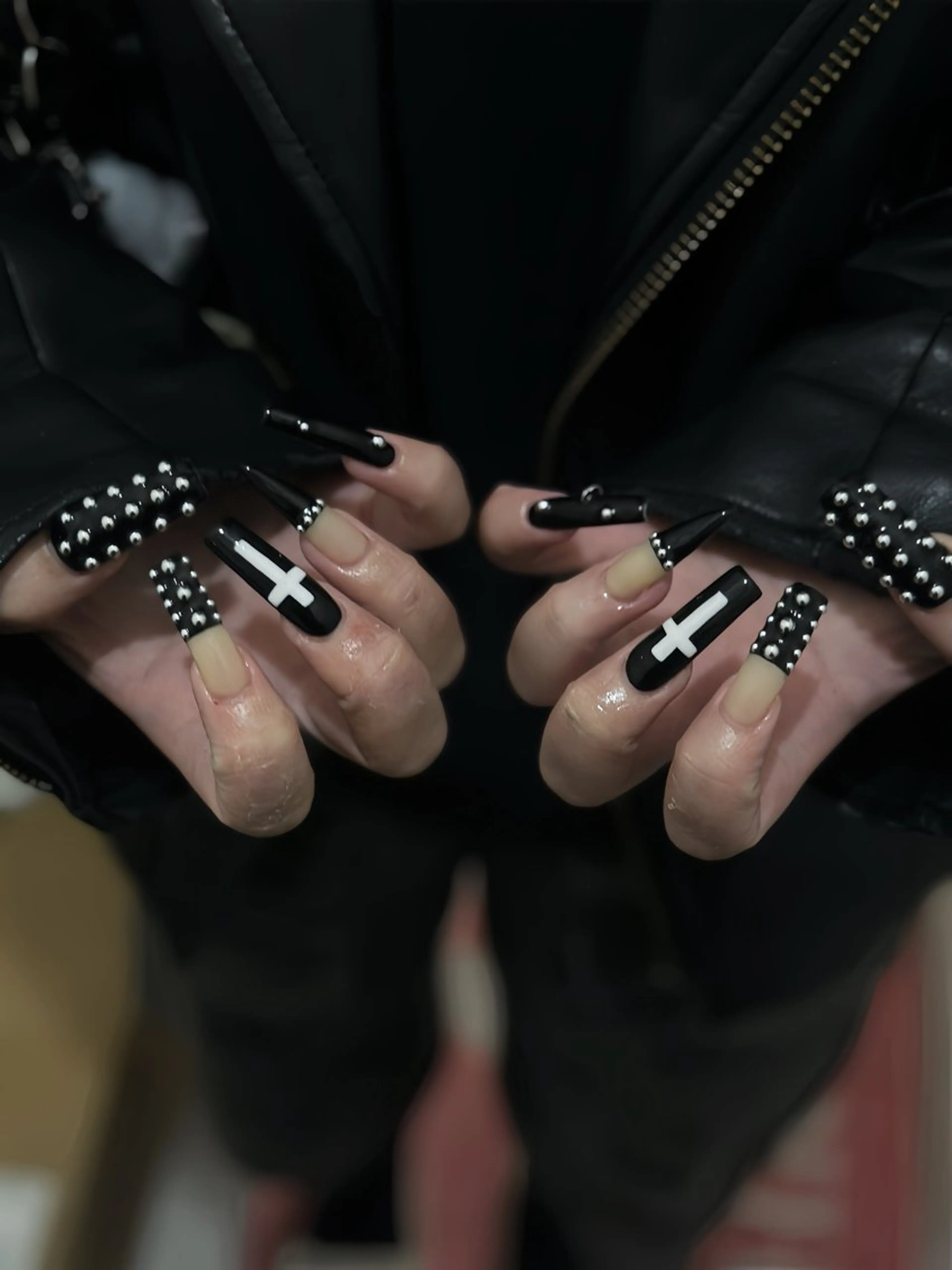 ネイル オーロラネイル ボルドー ブラウン 氷ネイル・うるうるネイル キラキラネイル ハンドネイル Julli ジュリのネイルデザイン