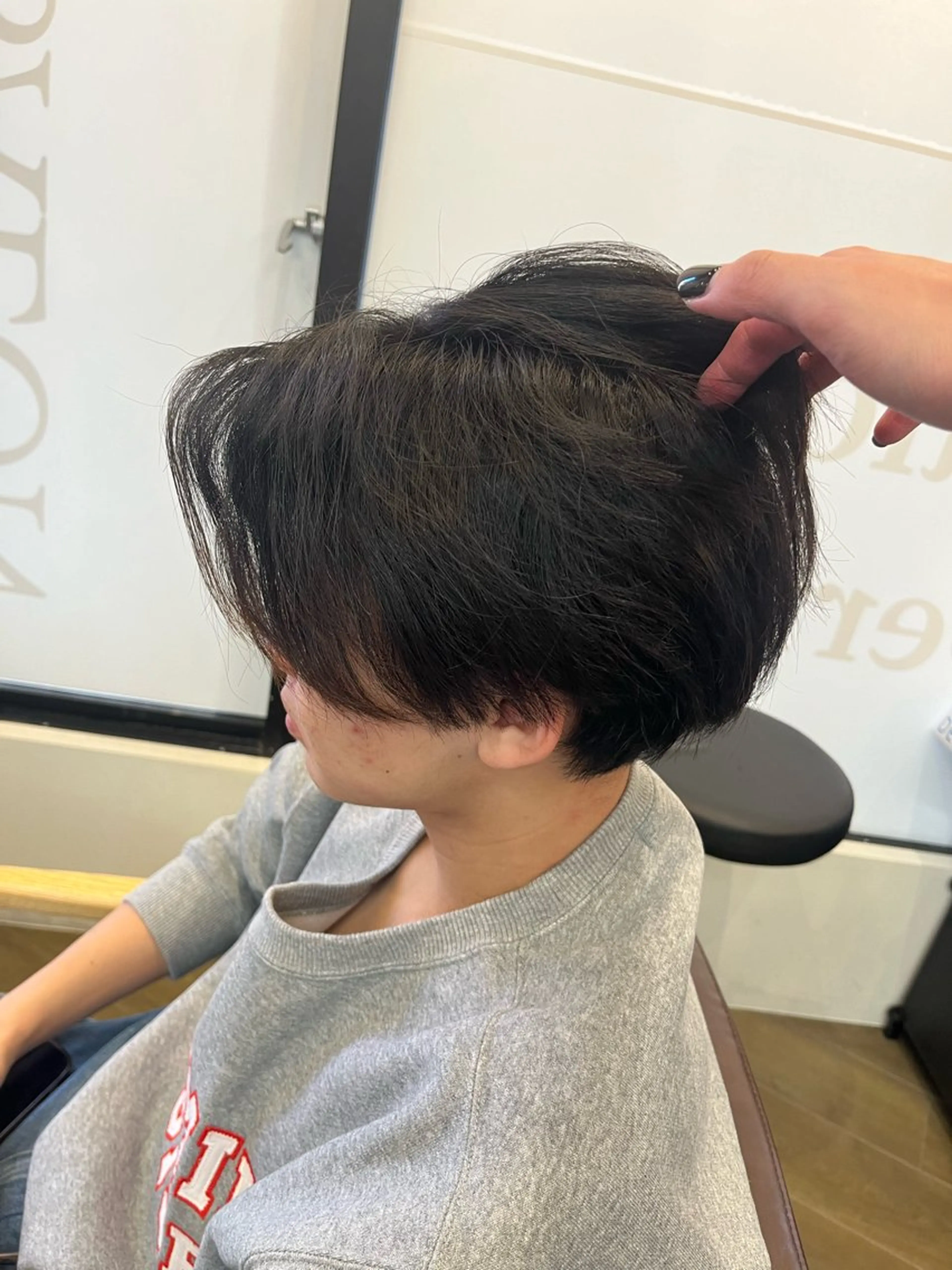 ショート パーマ メンズ 縮毛矯正 カット 縮毛矯正 韓国風メンズ/毛流れ ヘアなら須田龍世のヘアスタイル