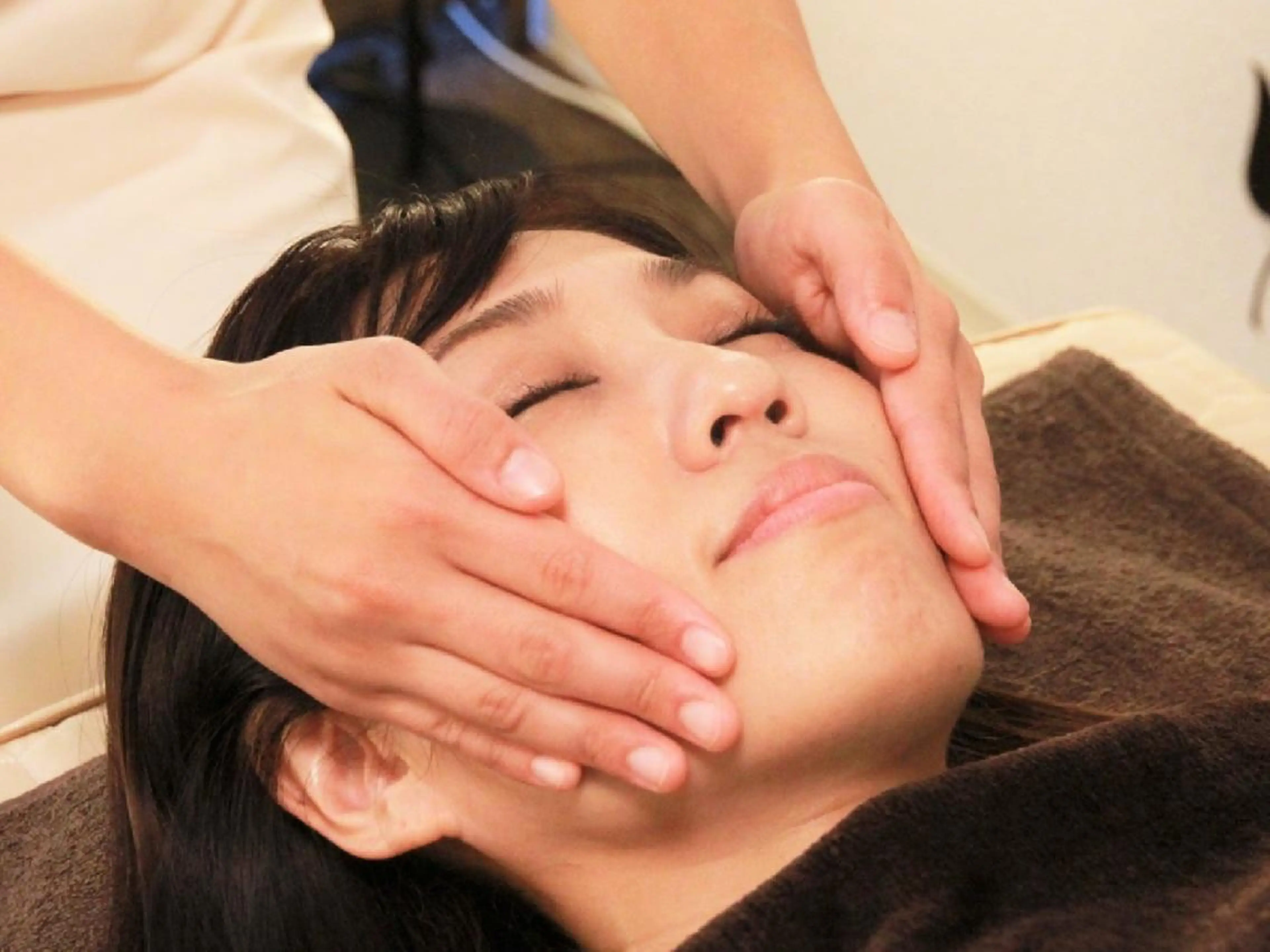 【ミニモ限定メニュー】本格小顔矯正40分の写真