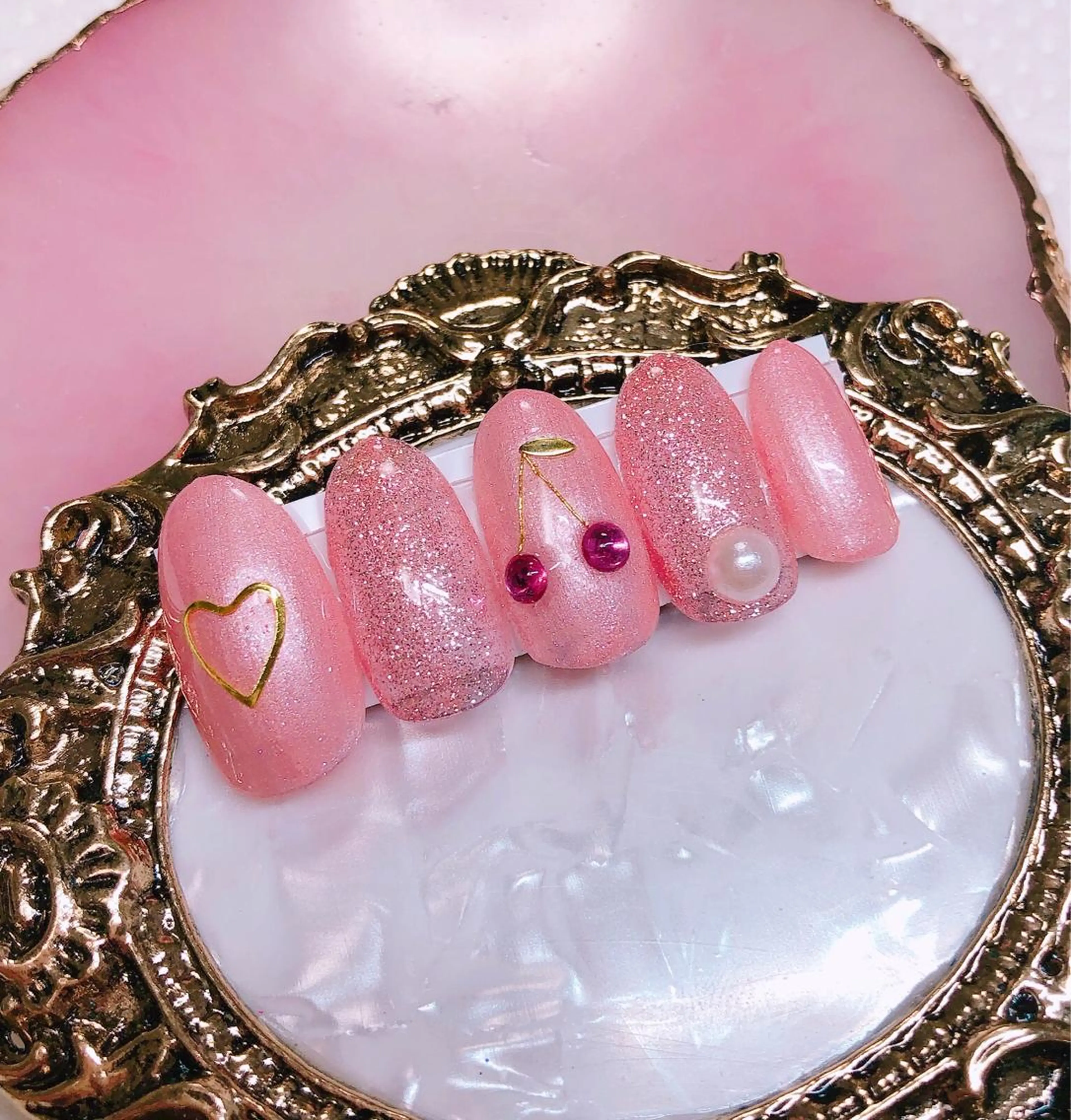 ネイル ハンドネイル CROWN プライベートサロンのネイルデザイン