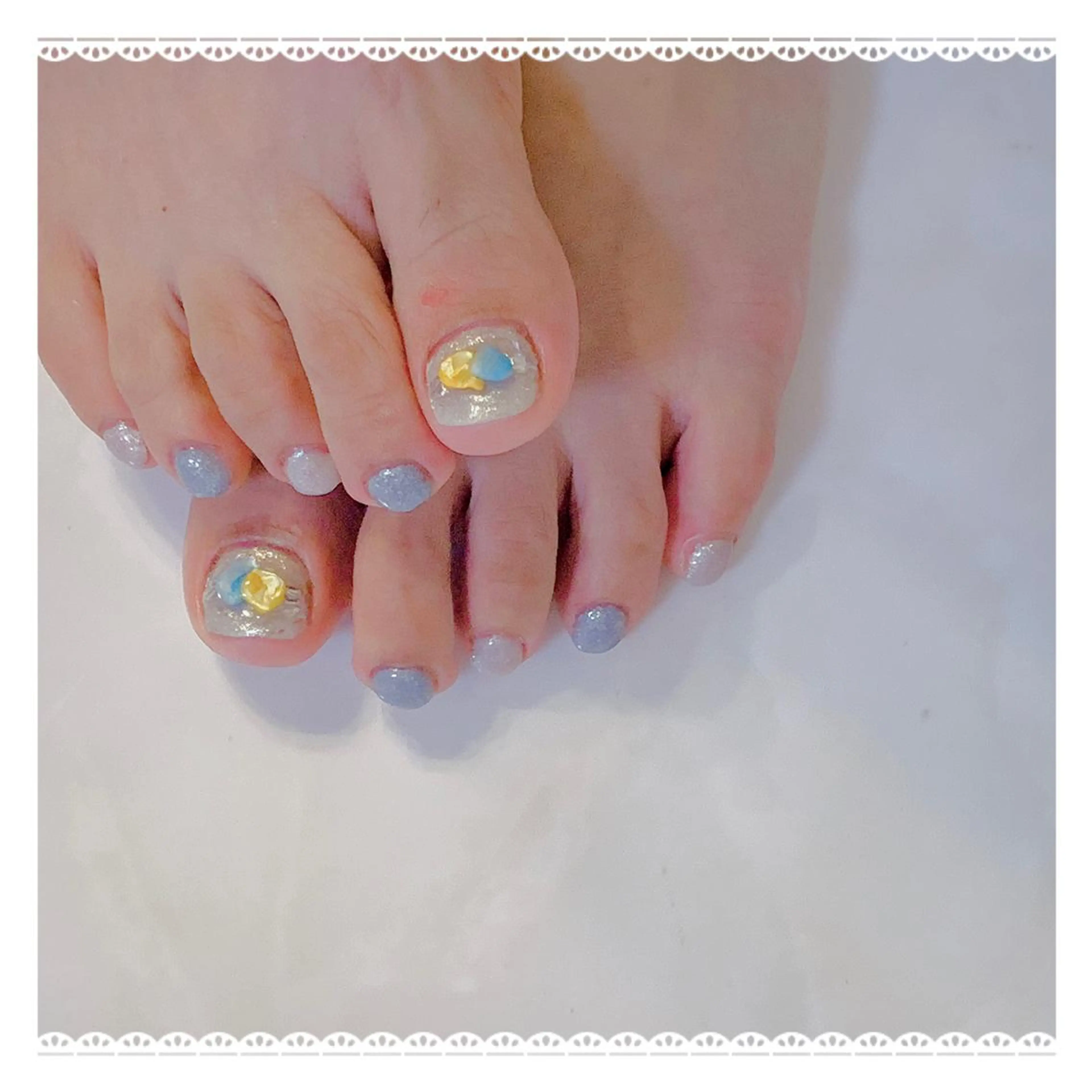 ネイル フットネイル ラメ(グリッター) ホワイト ｔe_ nailのネイルデザイン