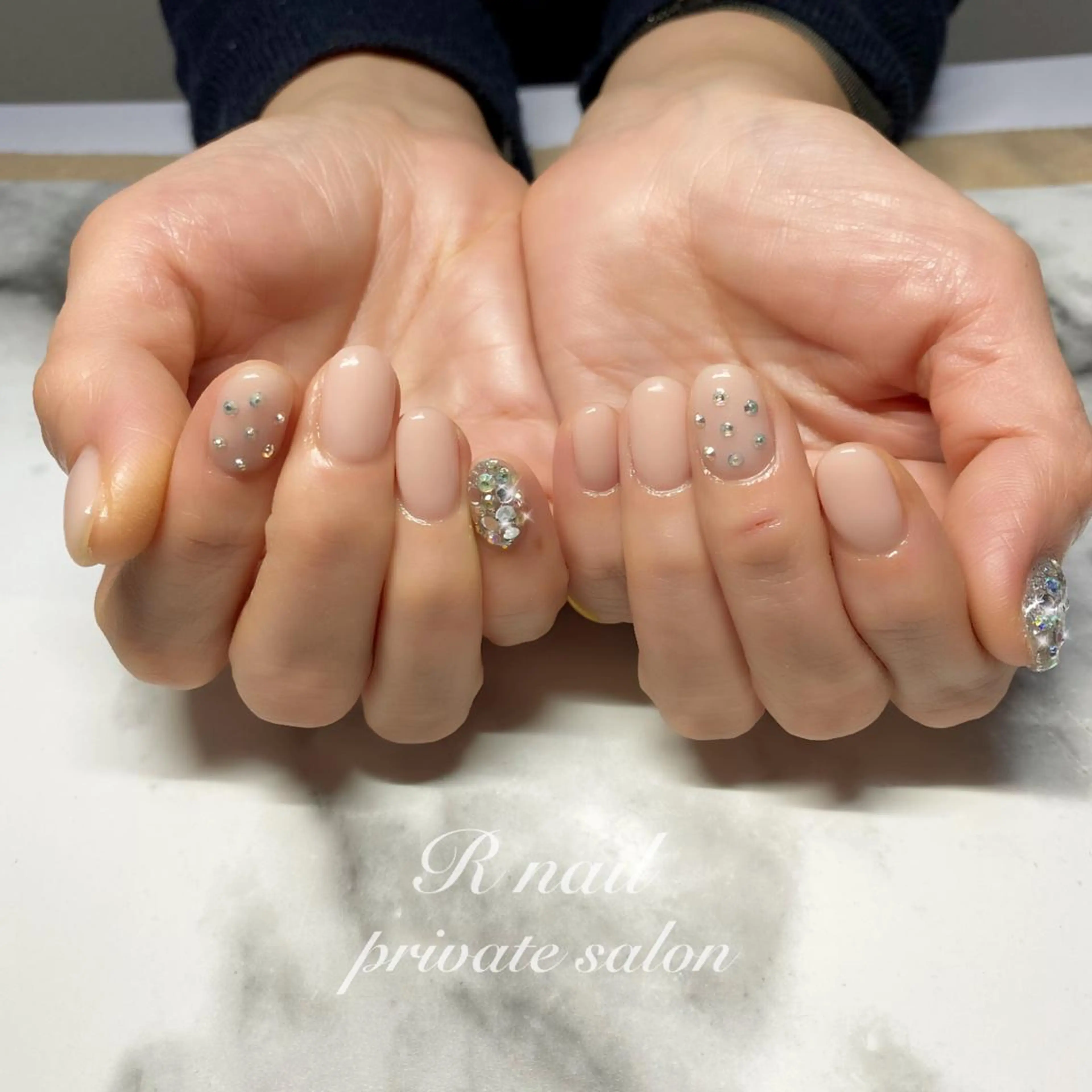 ネイル R nailのネイルデザイン