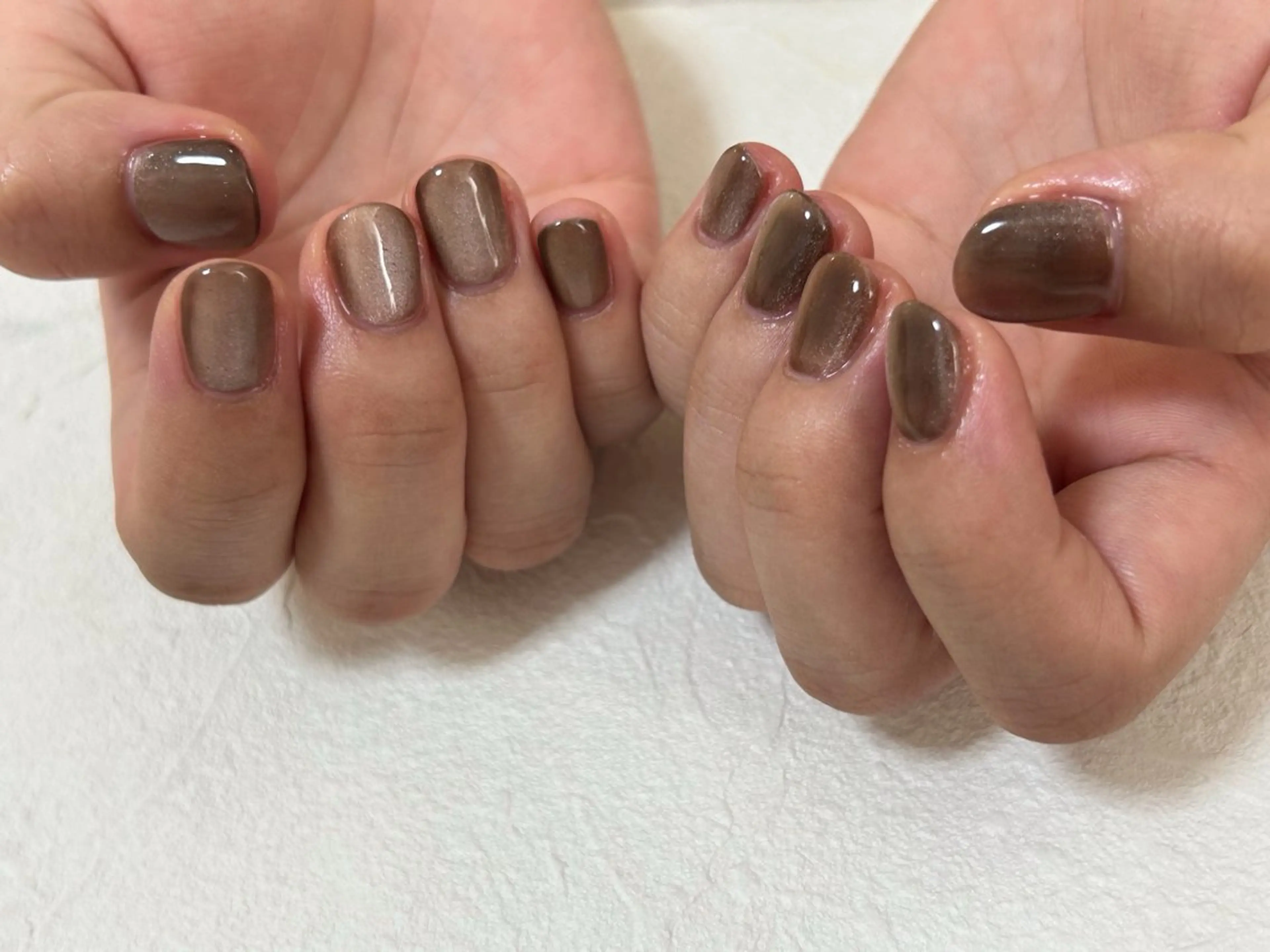 ネイル オーロラネイル ブラウン フットネイル フレンチネイル ジェルネイル ハンドネイル Mogu nail 二子玉川のネイルデザイン