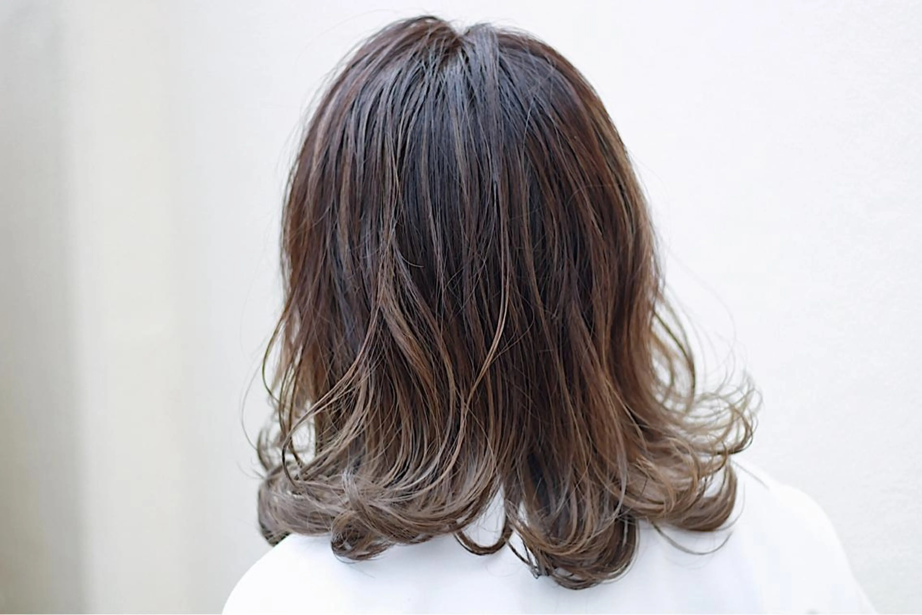 ミディアム カラー ヘアアレンジ グラデーションカラー ハイライトカラー ハイライト 遠藤悠大/メンズ縮毛 /メンズカットのヘアスタイル