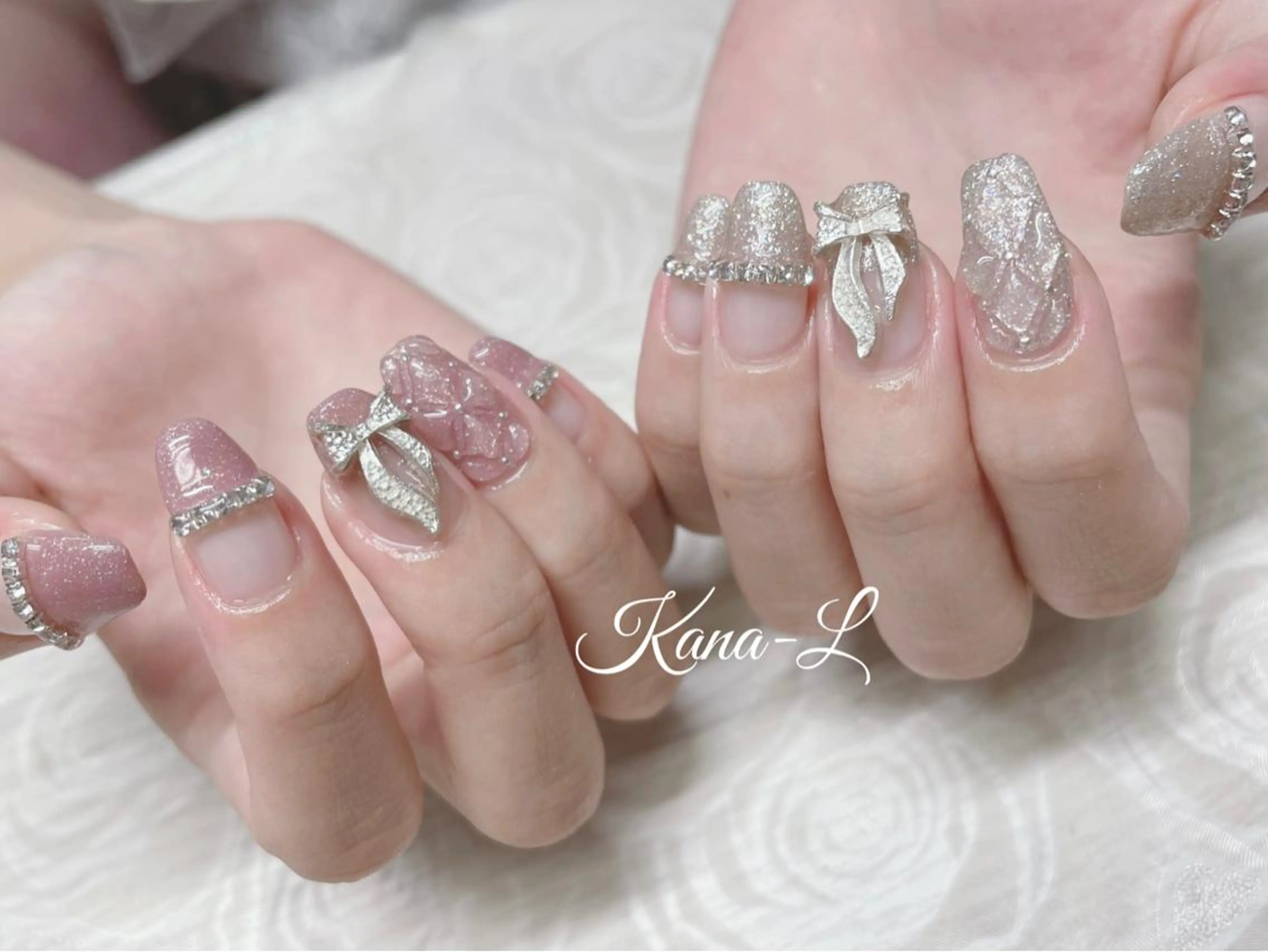 カラー ネイル フレンチネイル ジェルネイル 韓国ネイル ラメ(グリッター) パラジェル 芦辺 香奈のネイルデザイン