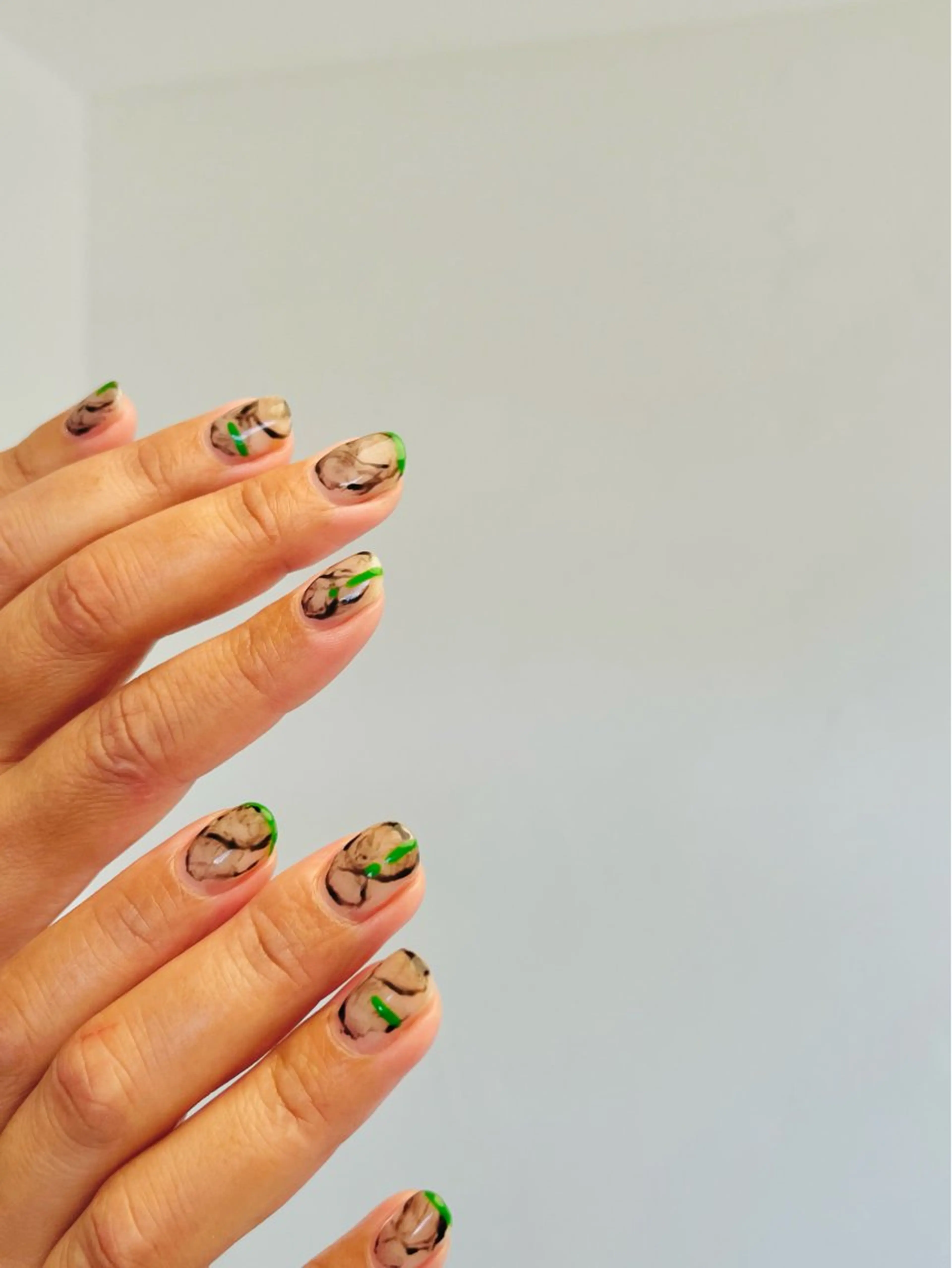 ネイル 持ち込み ニュアンスネイル ハンドネイル Hum nail  roomのネイルデザイン