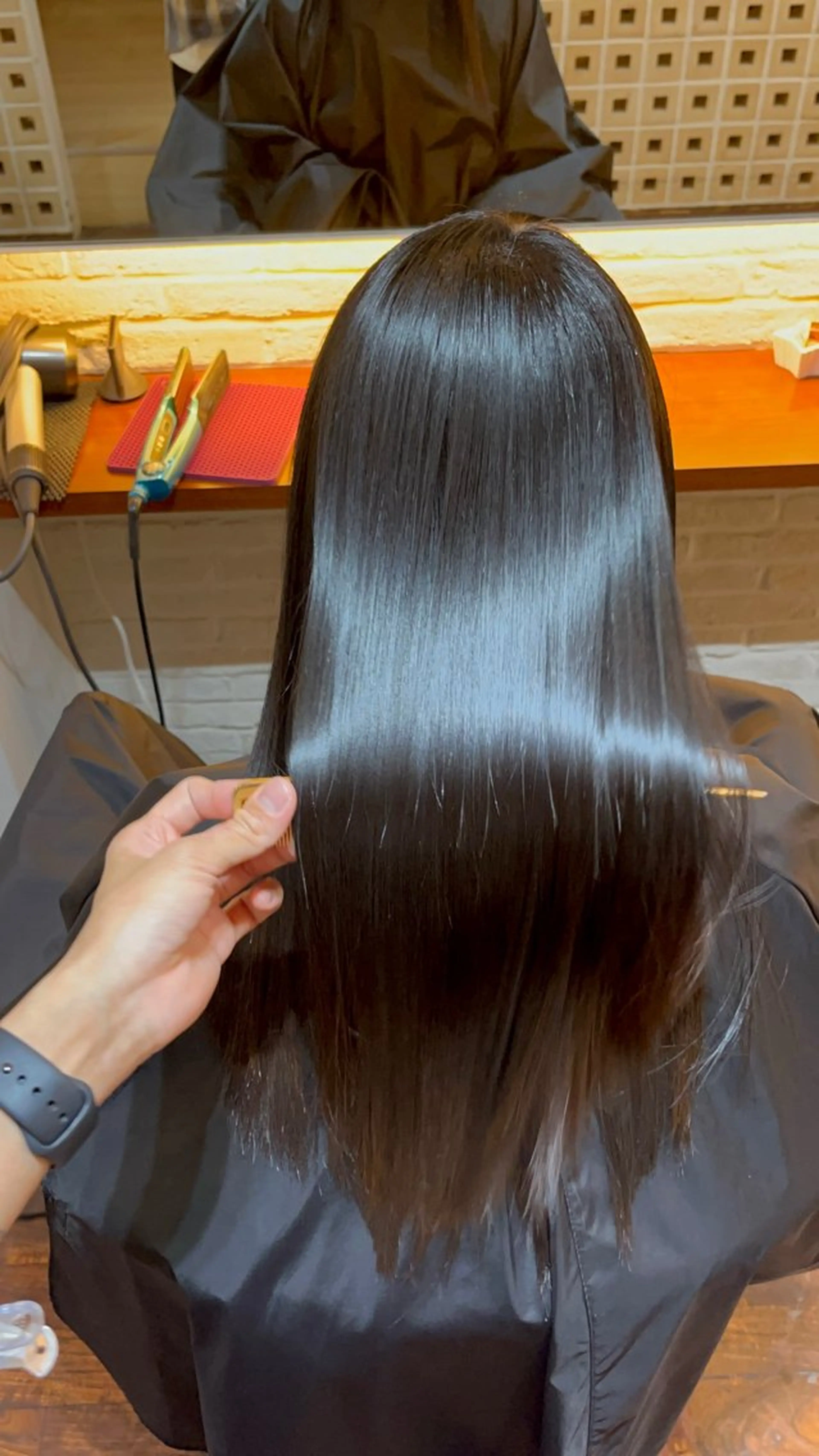 セミロング 縮毛矯正 トリートメント CoCooN TAKUMAのヘアスタイル