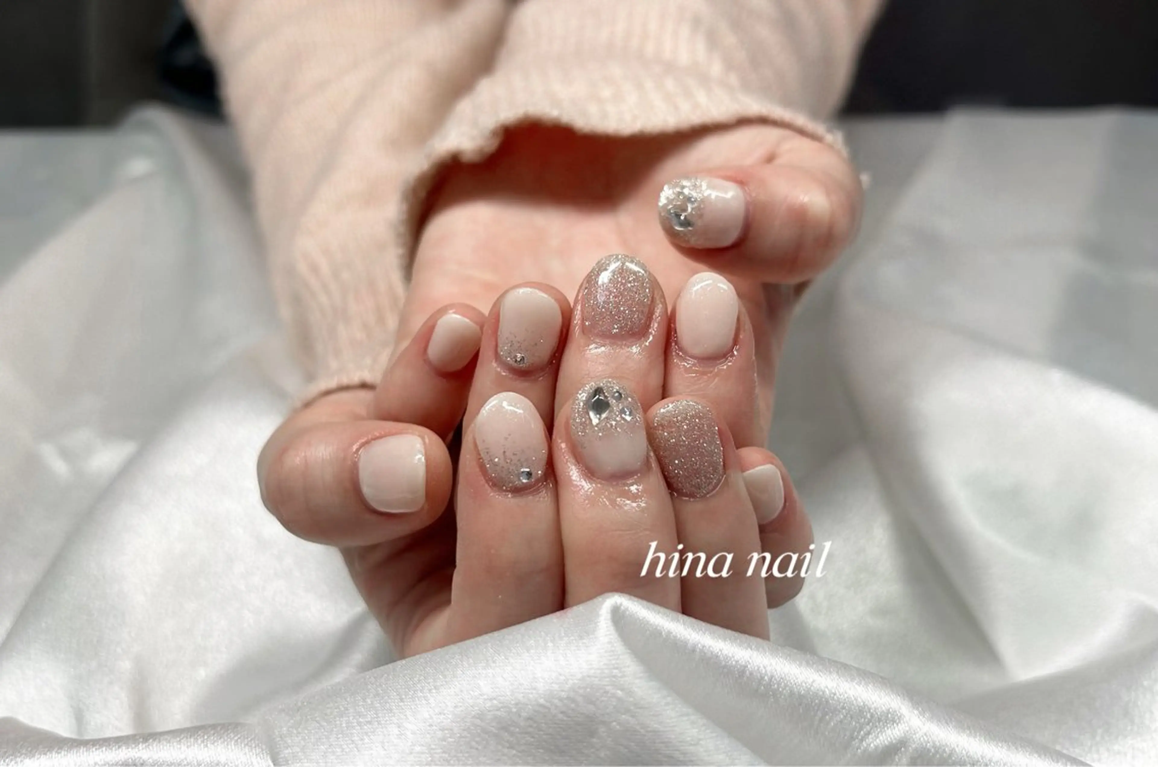 ネイル キラキラネイル ストーンネイル Muguet nail所属・Hina nail 木場のネイルデザイン