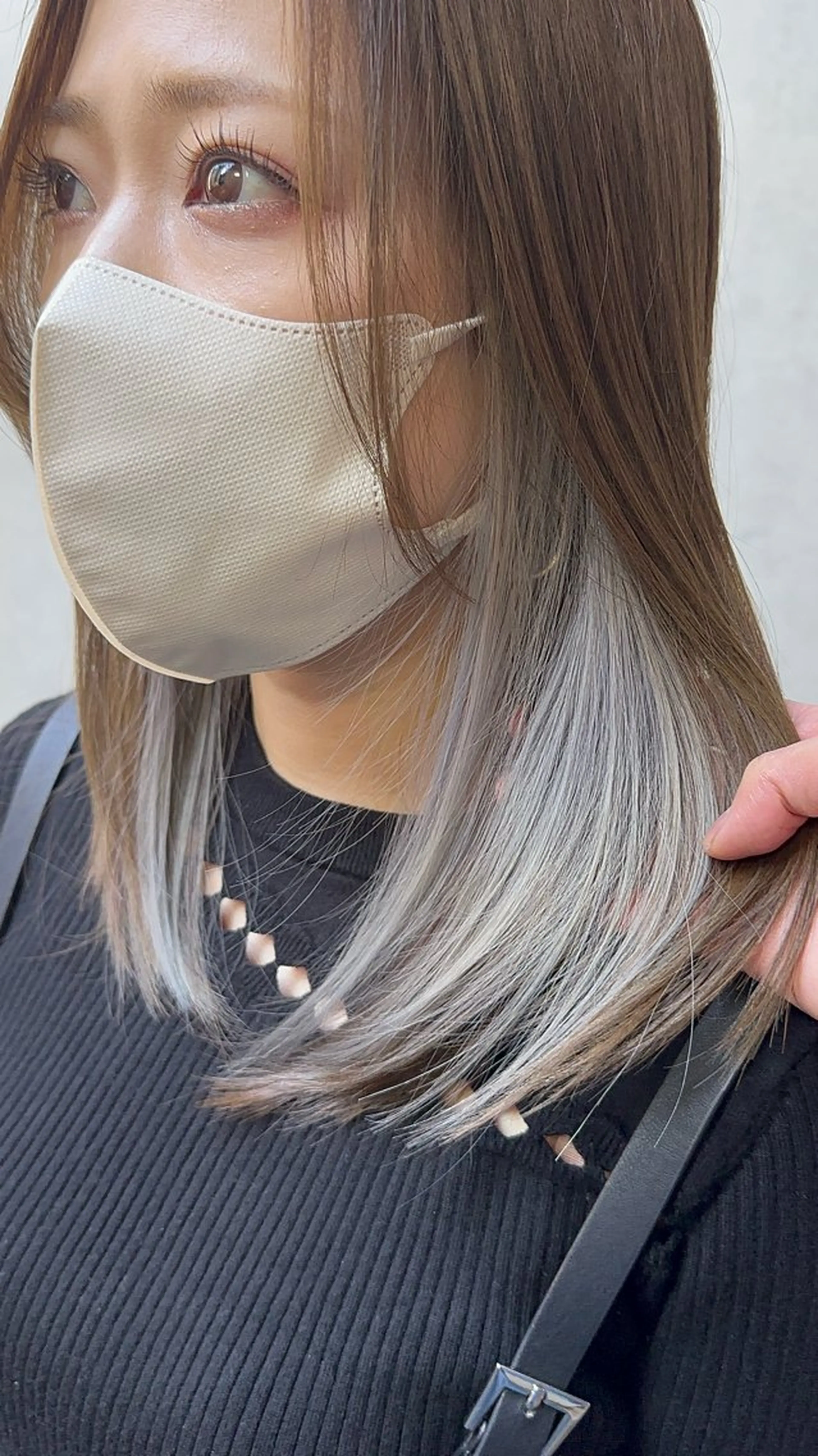 セミロング カラー パーマ ヘアアレンジ イヤリングカラー グレージュ シルバー VIVIE【ヴィヴィ】所属・髪質改善/韓国風 レイヤー/田村祐樹のヘアスタイル