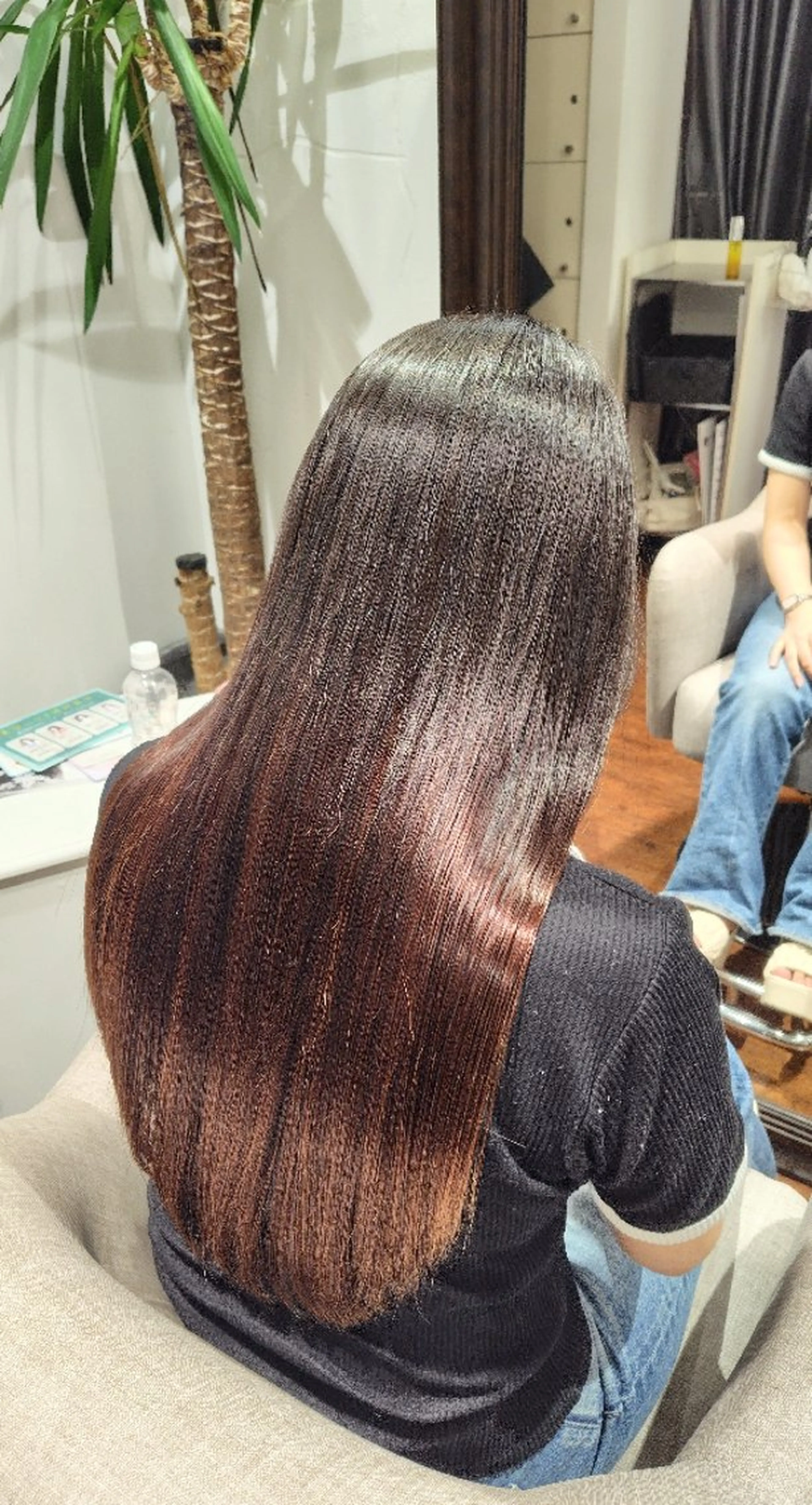 ロング 小河 恵子のヘアスタイル