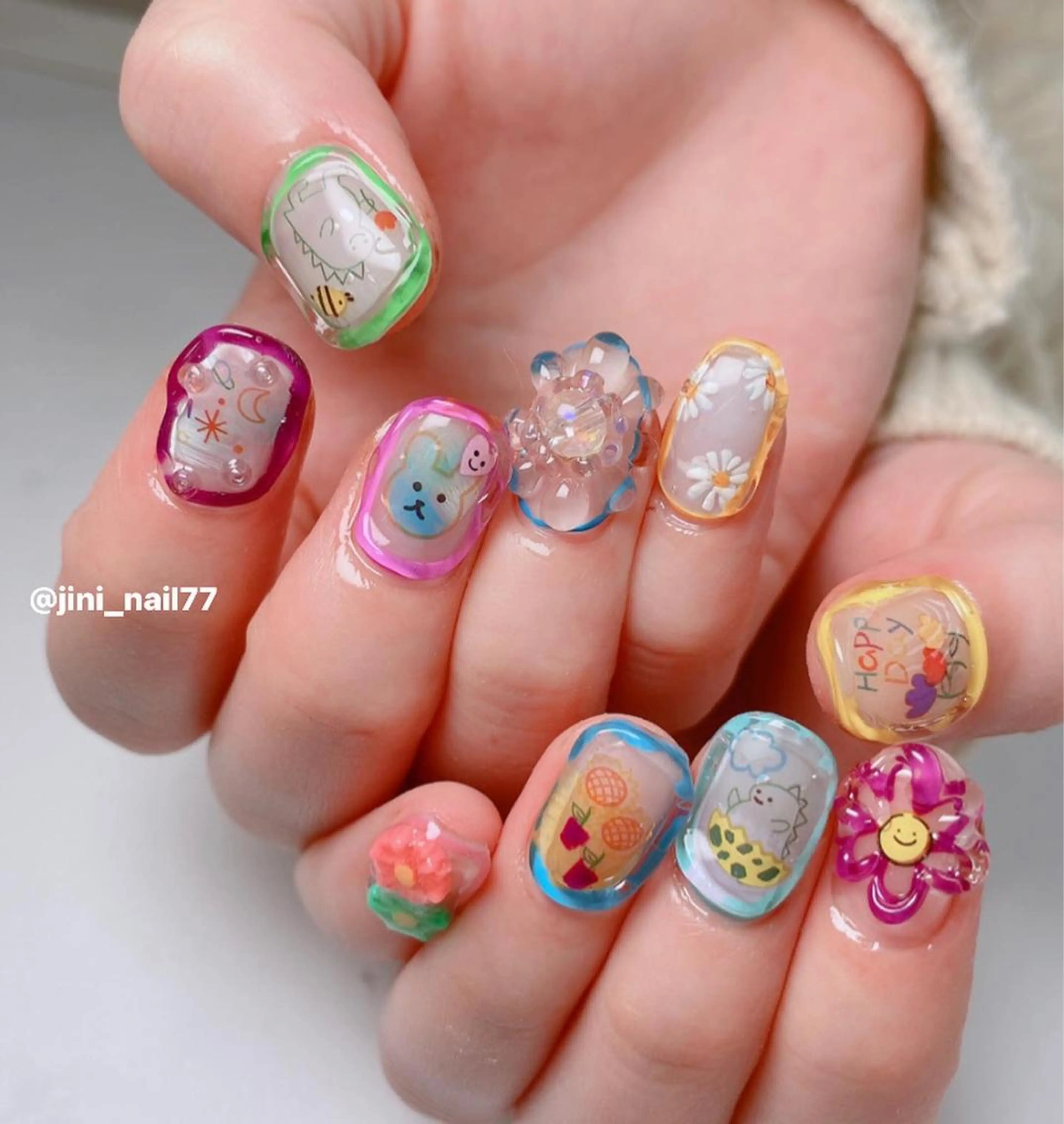 ネイル JINI NAIL所属・ジニ ネイルのネイルデザイン