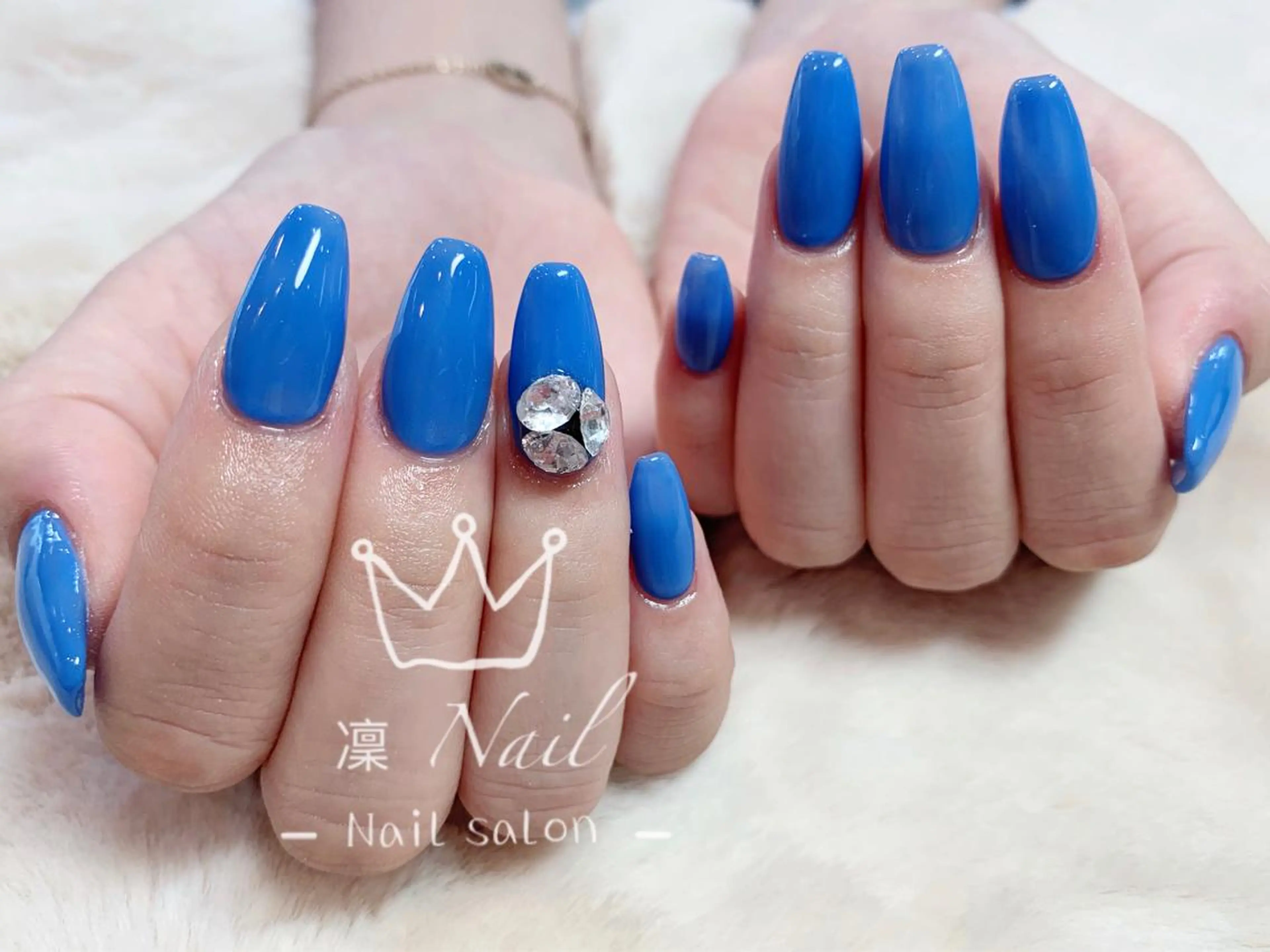 ロング カラー ネイル ストーンネイル Lea NAILsalon所属・Le’a NailSalonのネイルデザイン