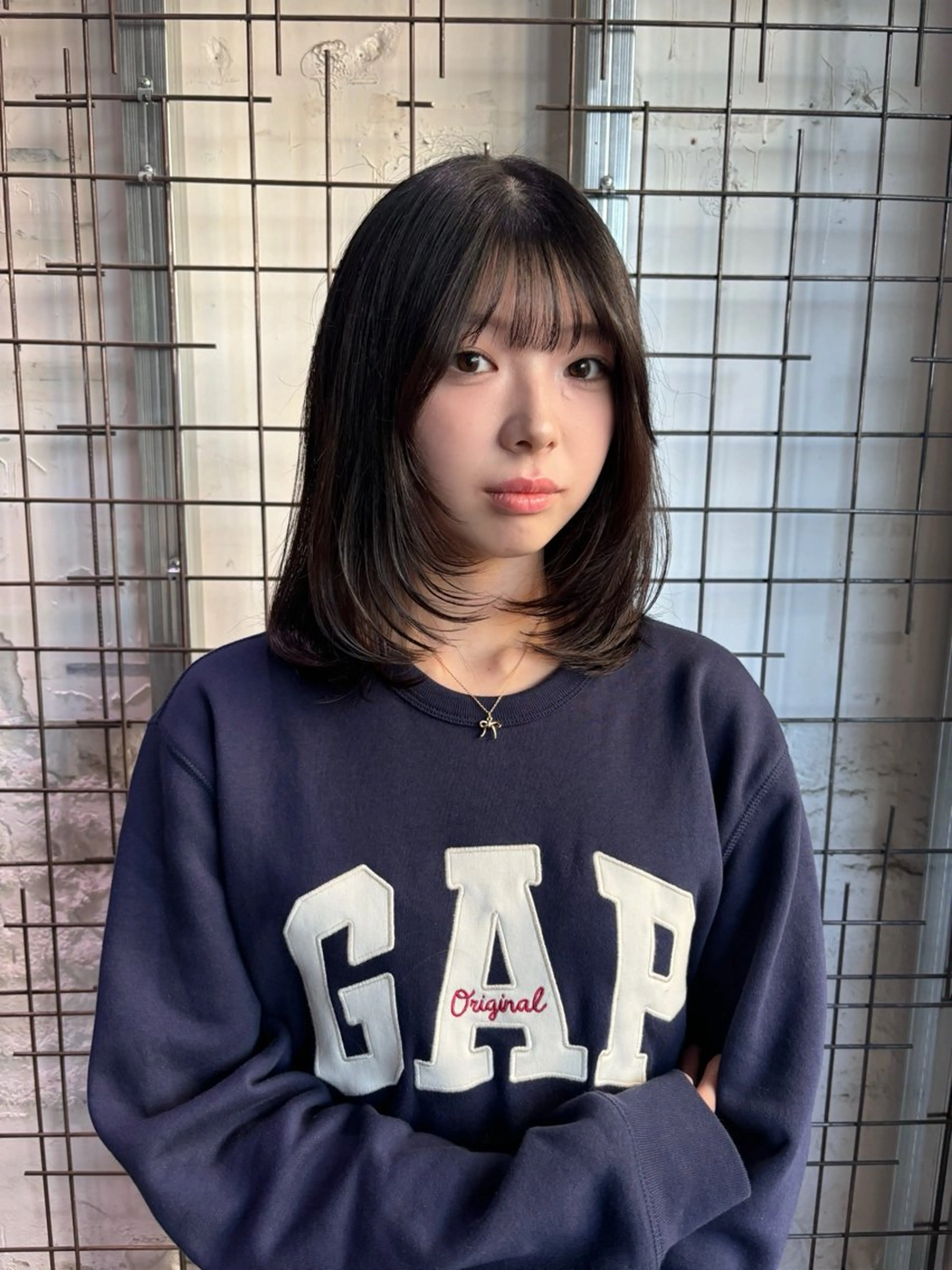 ミディアム カット AYANE 韓国ヘア /レイヤーカットのヘアスタイル