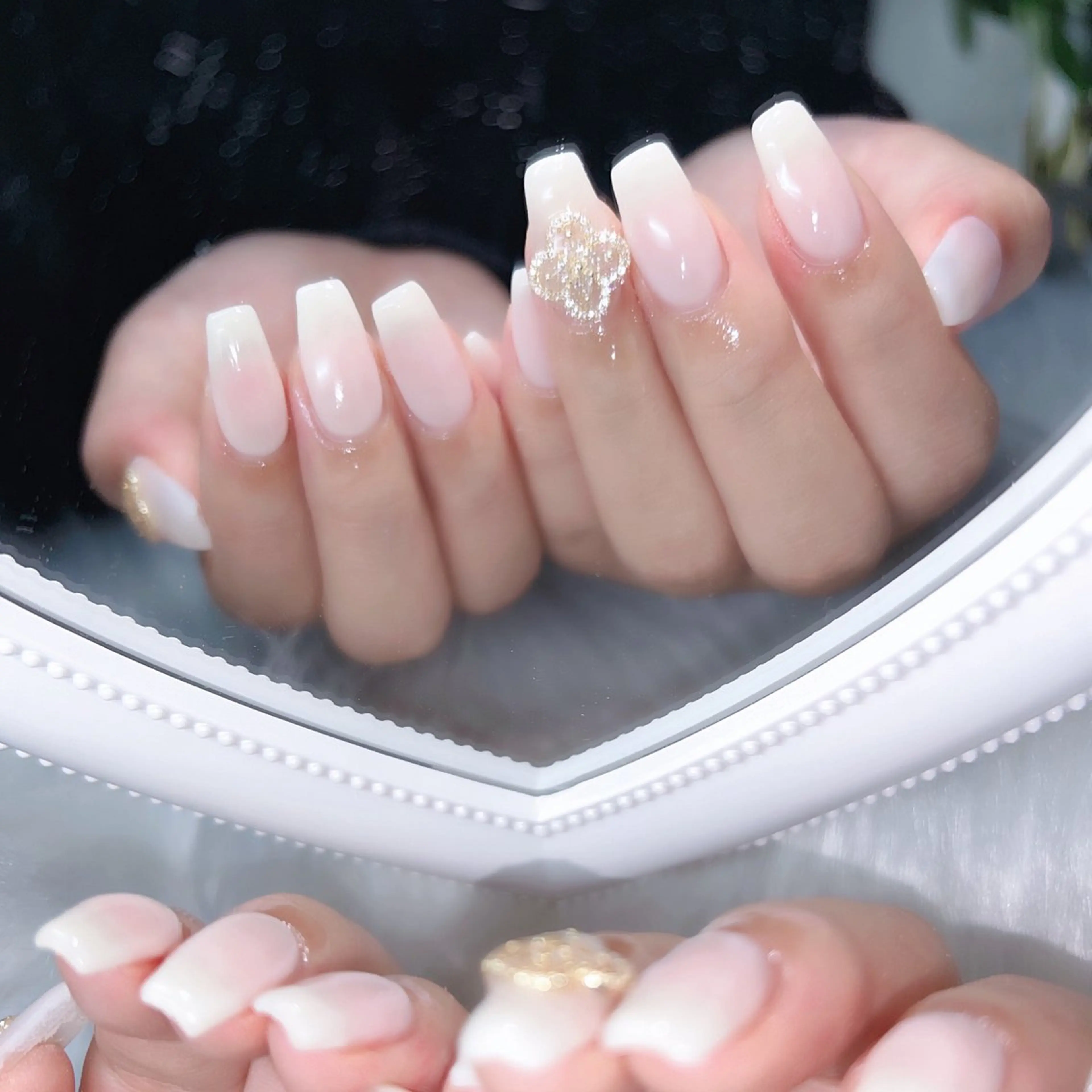 ネイル スカルプネイル ハンドネイル merci nail所属・merci nailのネイルデザイン